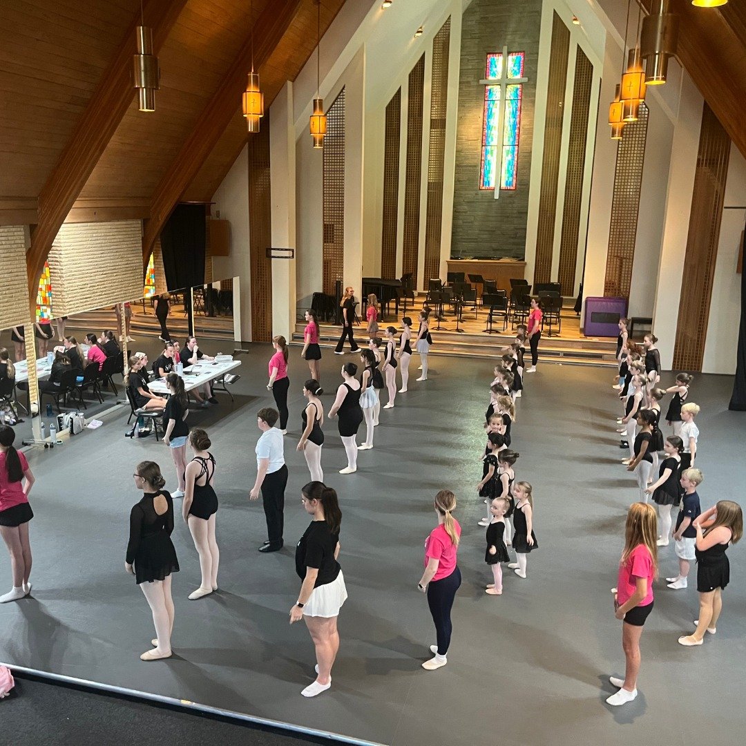 Thank you to everyone who auditioned on Friday for our summer camp production of "Beauty and The Beast"! 🌹
We are so excited to spend time together and create a magical show! ☀️
#springfieldyouthperformancegroup #summer #sypg