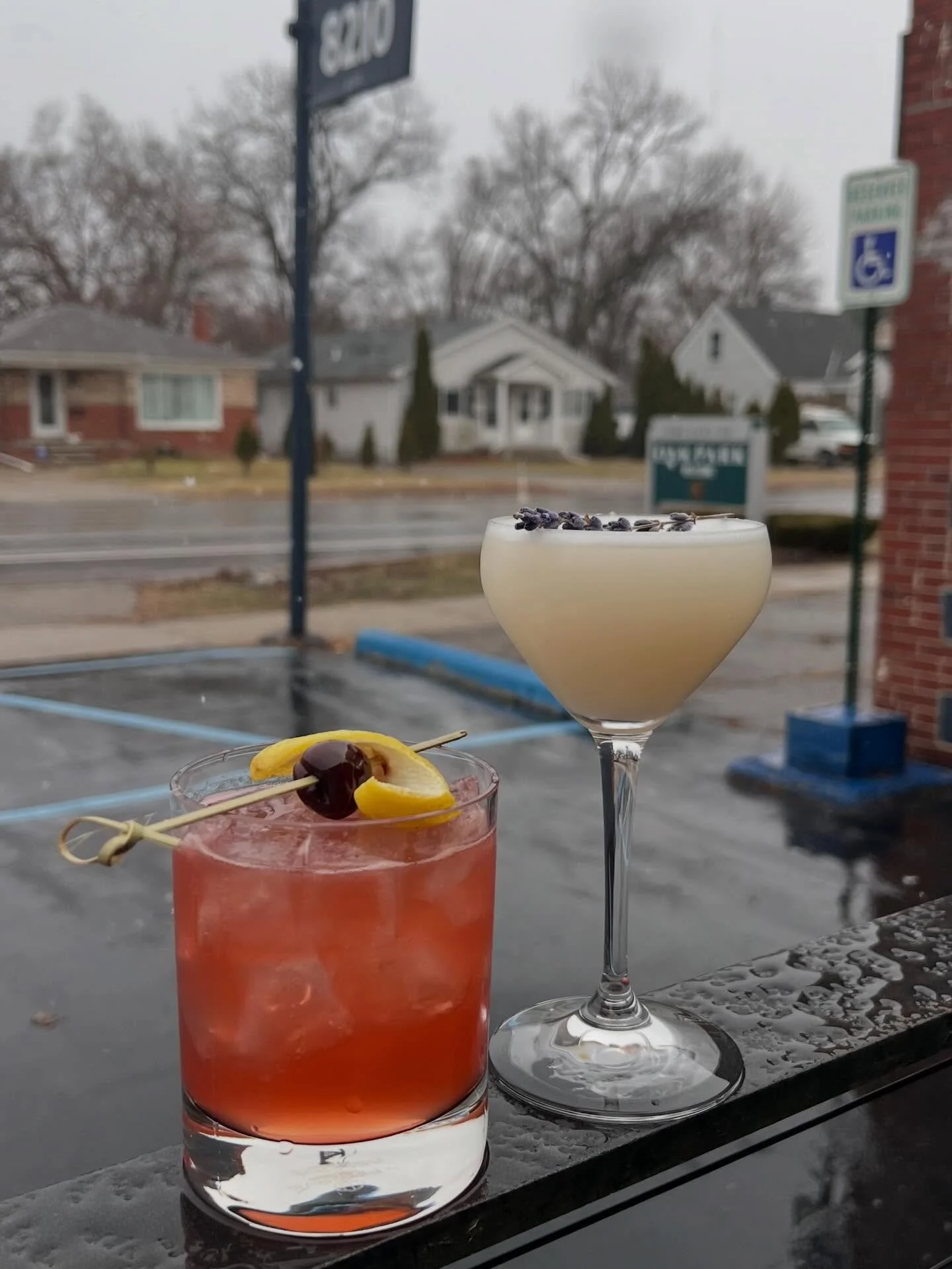 Two new ones hit the stirred/ shaken list last night&hellip;

🚪Rose Totally Could&rsquo;ve Saved Jack
Tequila
Lavender
Lime
Coco Lopez

🐝No Bees, Please
Gin
Honey
Lemon
Campari