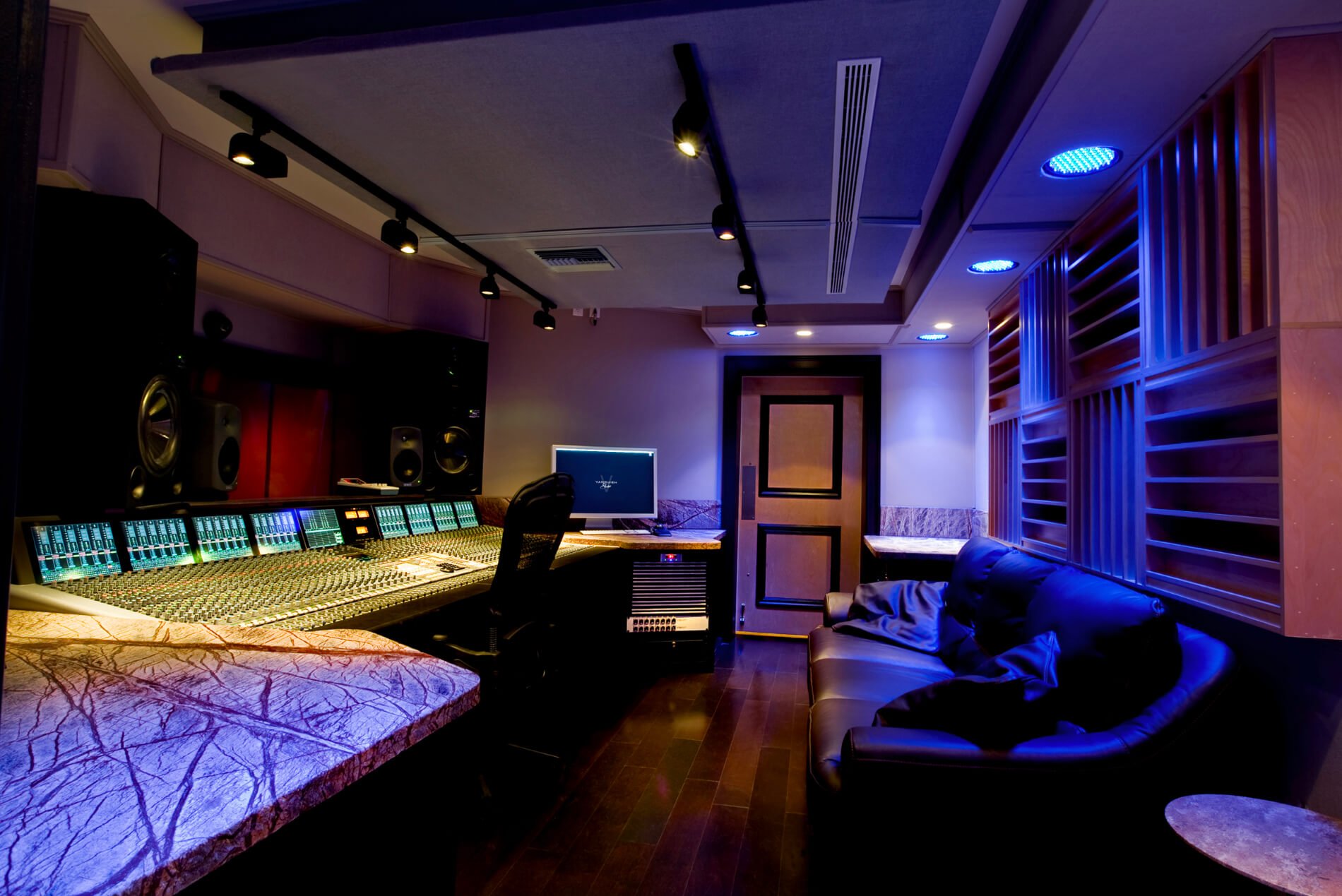 VDPmusic_Studio05.jpg