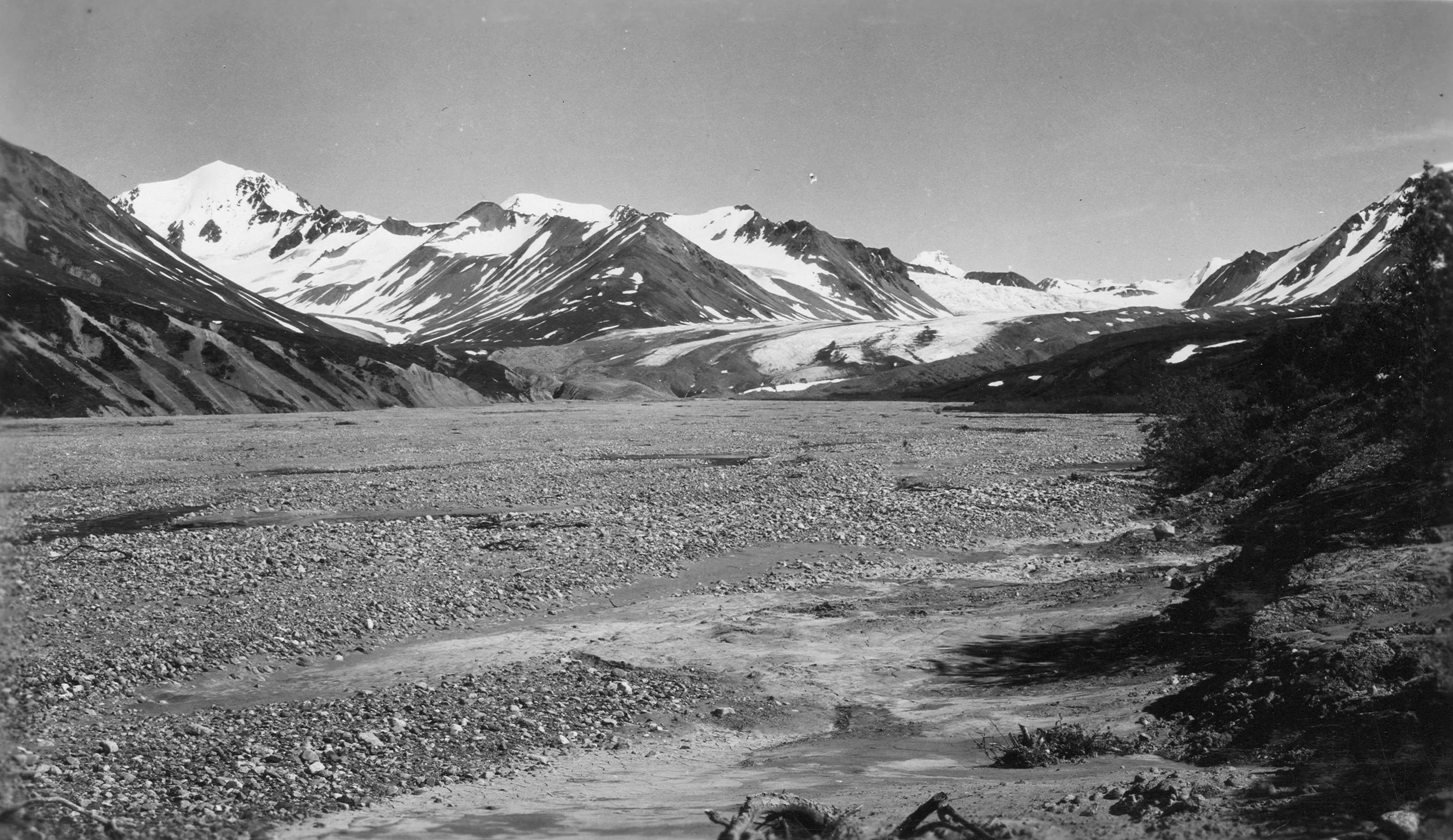 Lower end of Gulkana Glacier. Alaska. 1910.