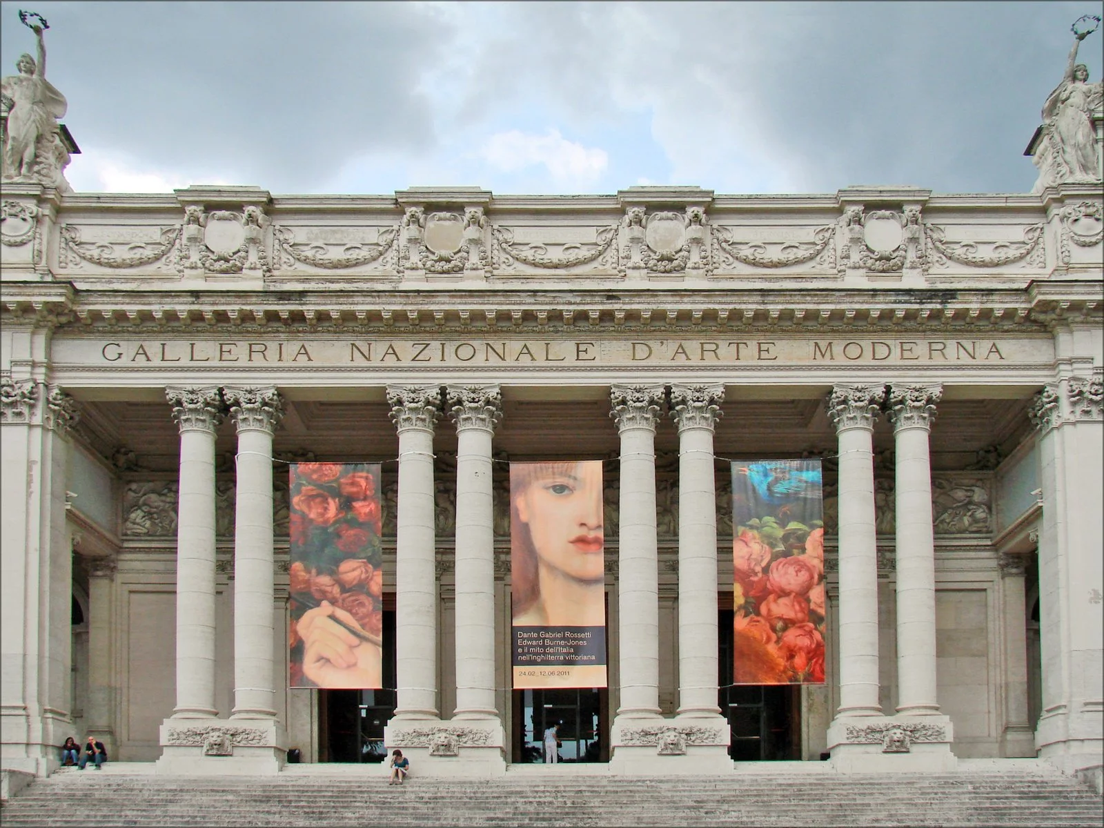 Rome's Modern Art Gems — Raandoom