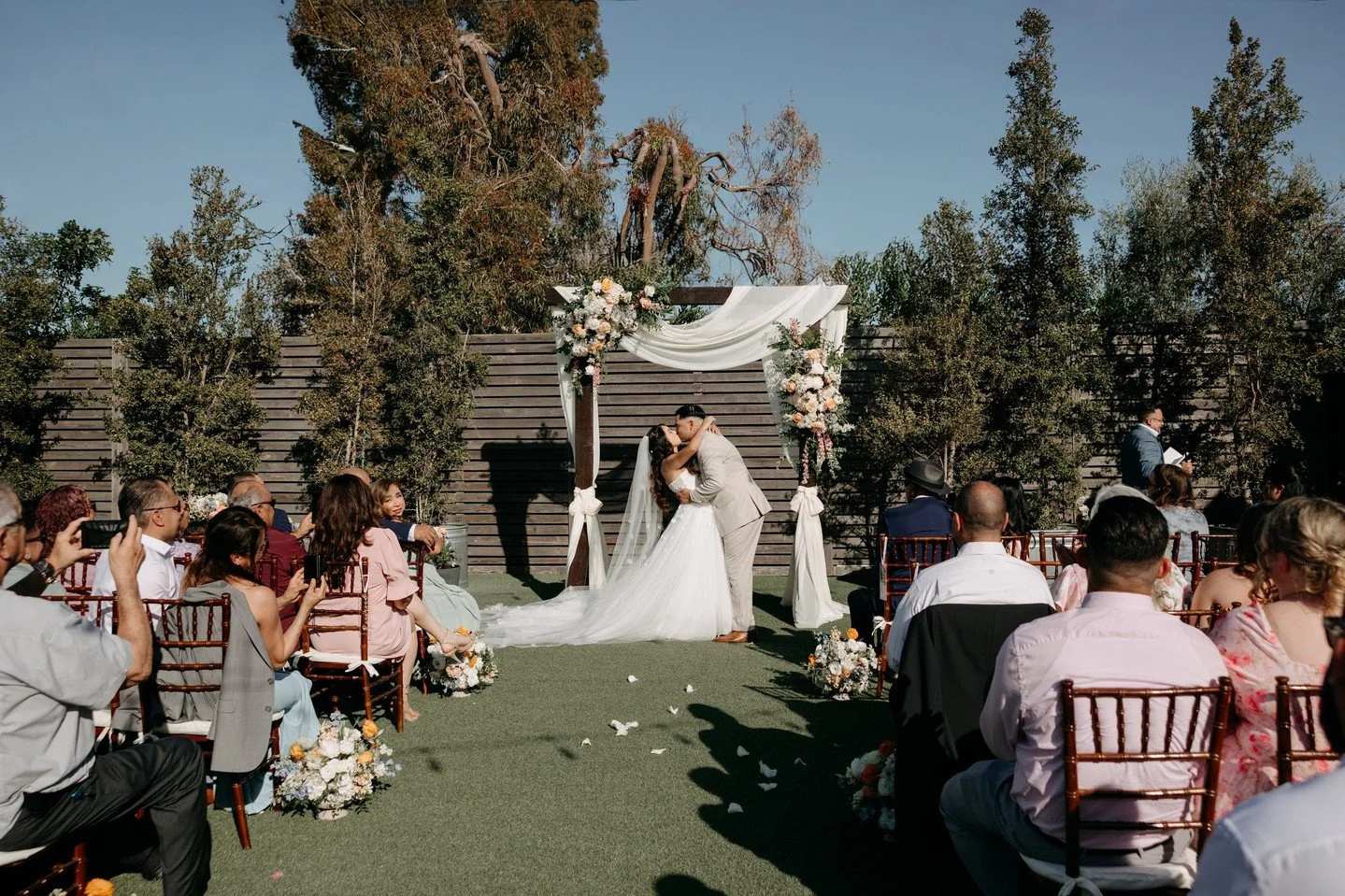 You step into the courtyard&hellip; the music starts&hellip; your guests rise&hellip;⁠
⁠
And suddenly it&rsquo;s the moment you&rsquo;ve been dreaming about. ⁠
⁠
F&ecirc;te&rsquo;s outdoor courtyard is built for moments exactly like this.⁠
⁠
Inquire 