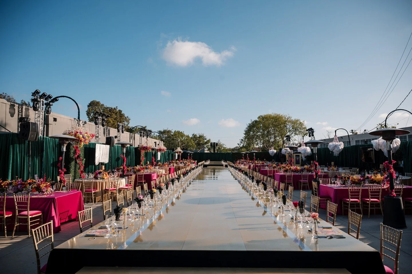 Where fashion meets atmosphere ✨⁠
⁠
Our courtyard turned runway for an unforgettable night with EliteOC &mdash; filled with style, statement looks, and the kind of energy that makes events at F&ecirc;te feel so special. ⁠
⁠
Ready to bring your next e