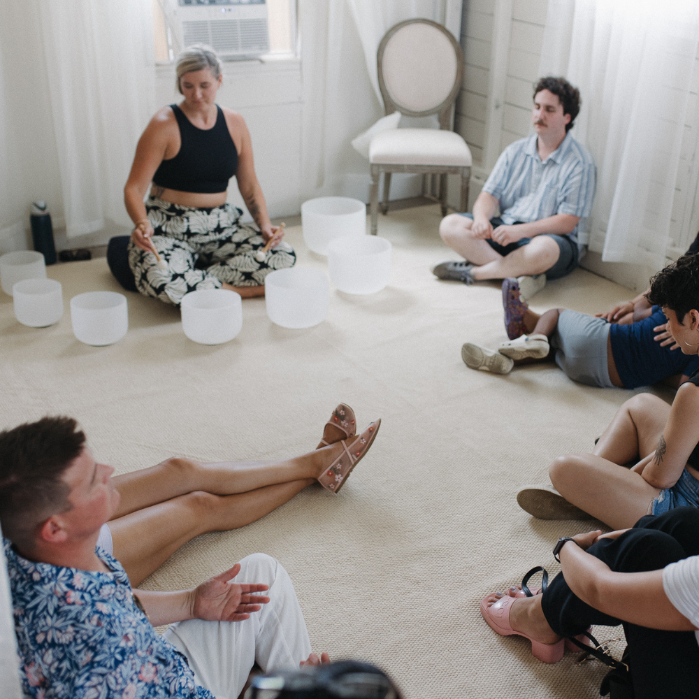 Sound healing and yoga sessions at Armonía Life Design