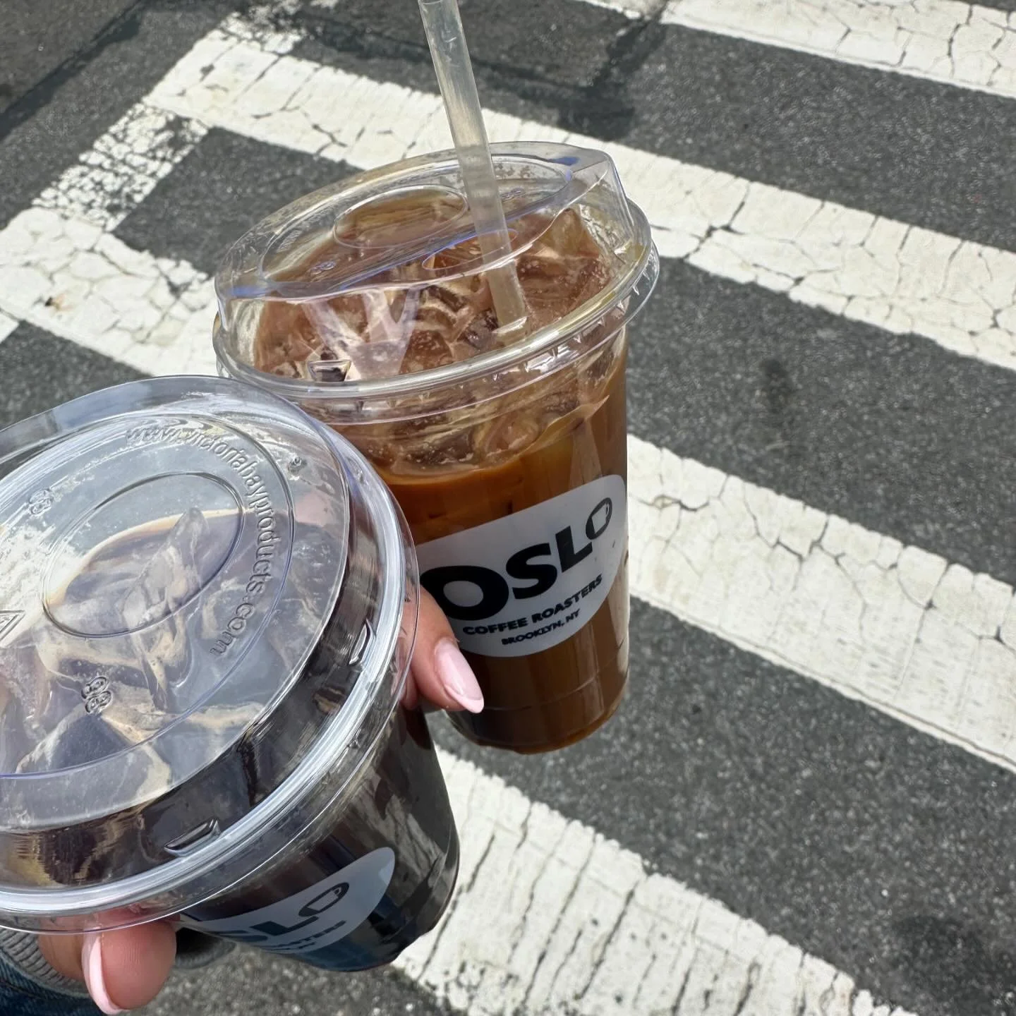 ☕️ @oslocoffee 

another beautiful day in NYC! stopped by at Oslo Coffee for some iced  americanos. for manhattan, the price of these were great! $8 total for 2