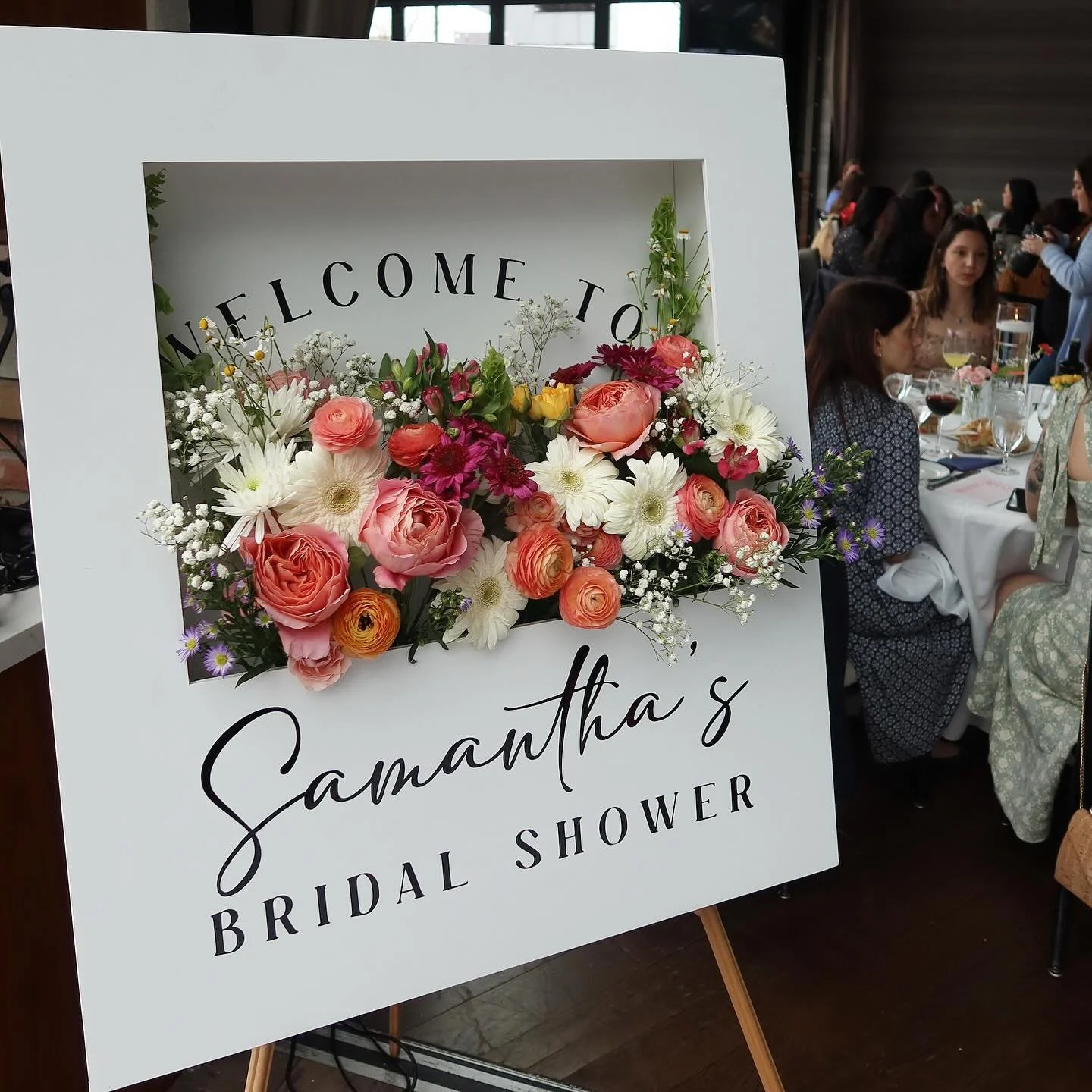 celebrated the beautiful bride to be yesterday! ✨🌸 this beautiful flower sign designed by us was a perfect entrance to a perfect day 🫶🏼 DM us to book your next event designed by us! 🤍