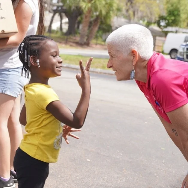 Hope is more than a feeling. 💜
It&rsquo;s a meal on the table.
It&rsquo;s a hand reaching out.
It&rsquo;s knowing someone cares.
It&rsquo;s believing tomorrow can be better than today.

At One Heart for Women &amp; Children, we see HOPE every single