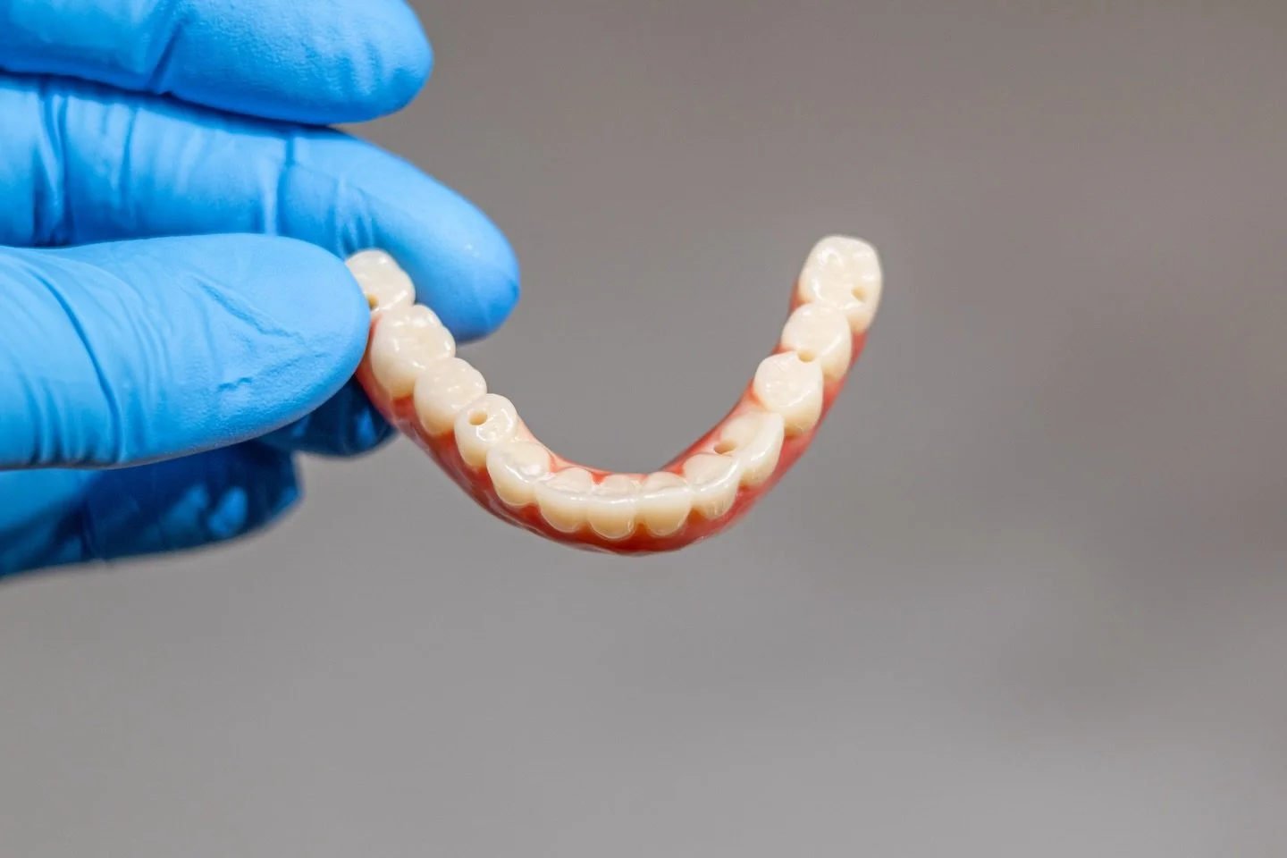 Lucrare provizorie fixa insurubabila AllON5 realizata cu ajutorul fotogrametriei intraorale .
.
.
.
.
#allonx #allon4 #allon6 #digitaldentist #allon5 #dentist