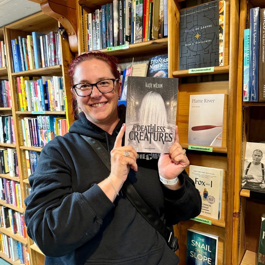 Thank you, @opheliasbooks and @phinneybooks for carrying copies of Deathless Creatures! If you're local and looking for a copy, please stop by and support these lovely indie bookshops. Bonus: the copy at Ophelia's is signed!

#deathlesscreatures #thr