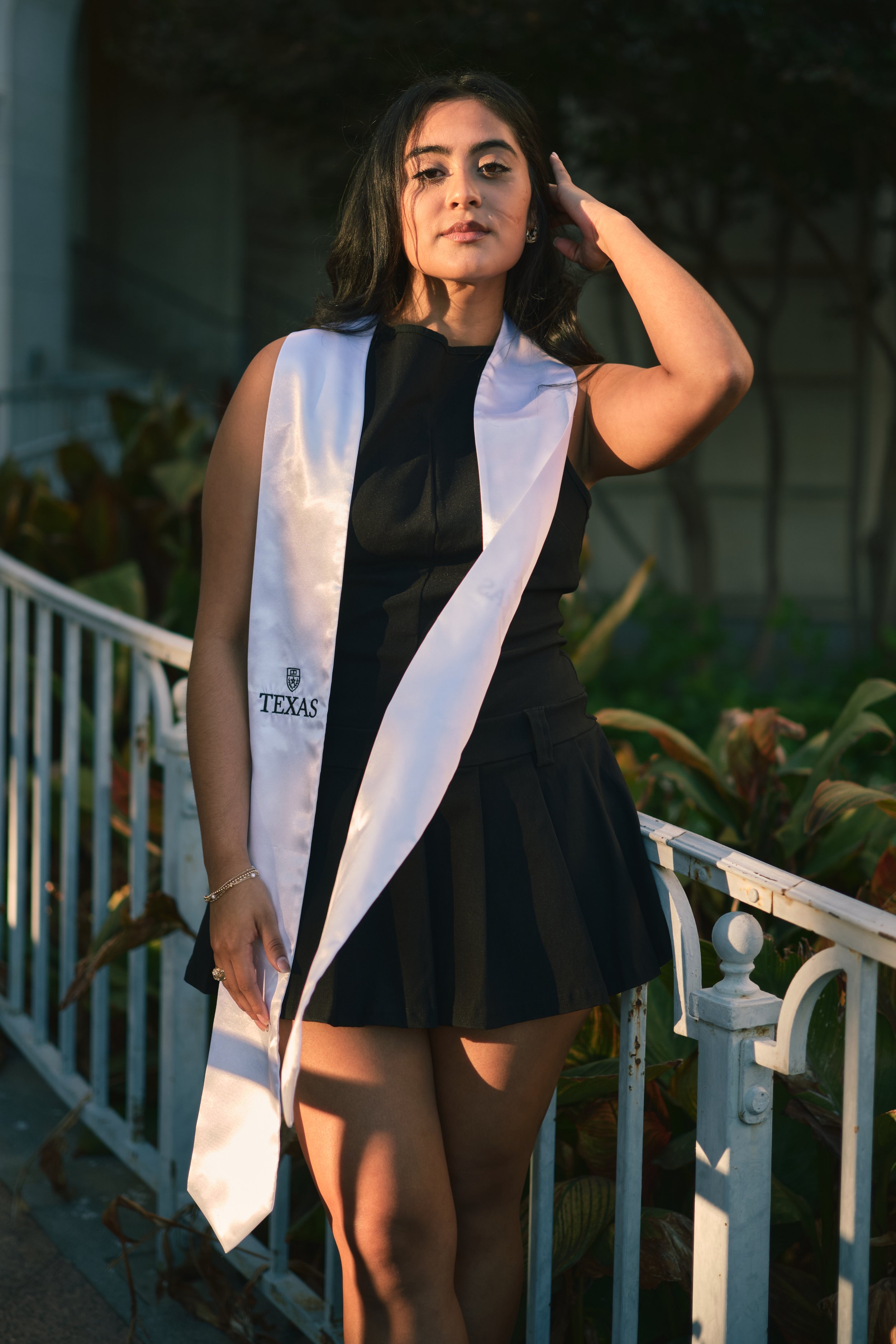 UT Austin graduation photo packages – Affordable options for students celebrating their achievements.