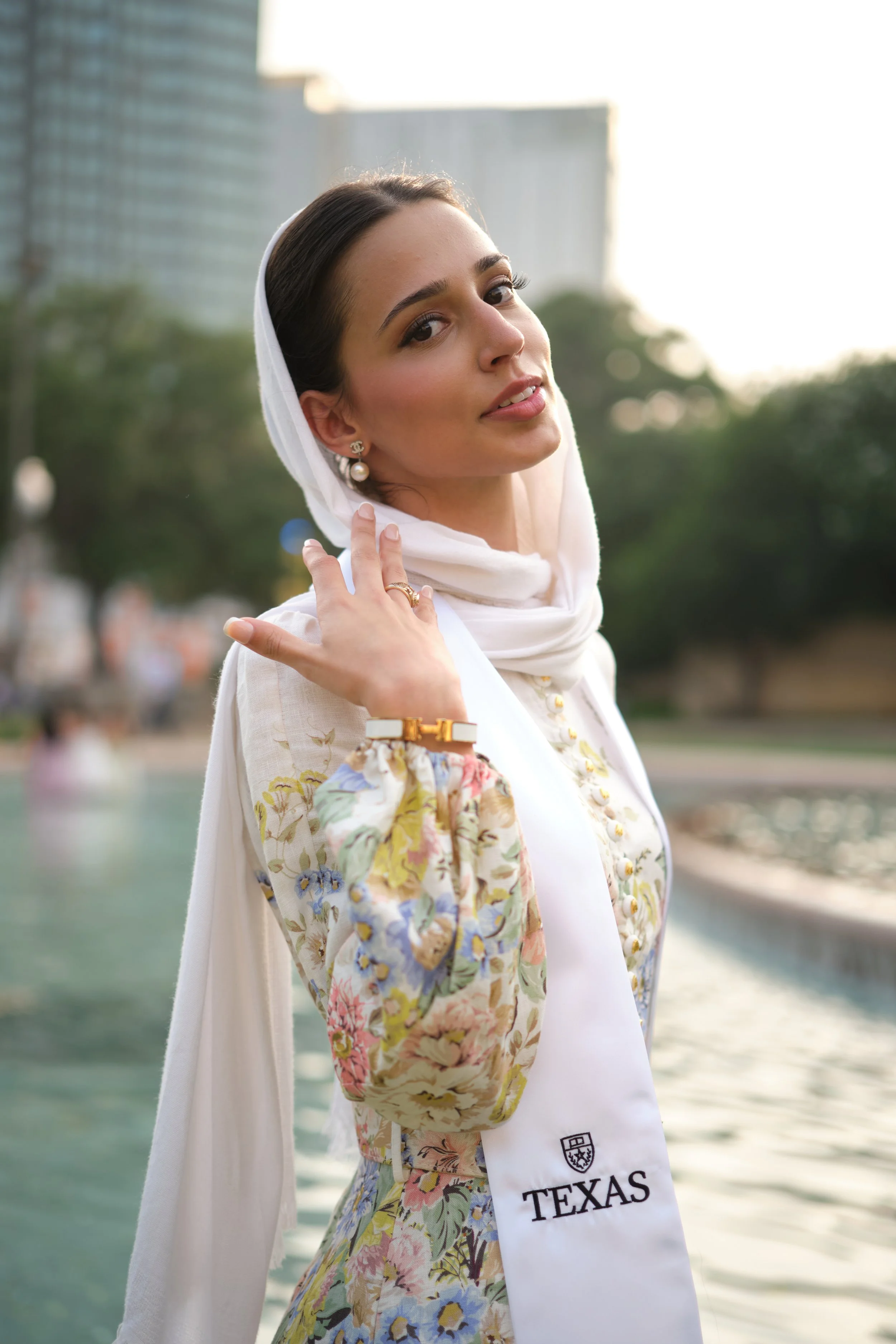 Bespoke graduation portraits for discerning Longhorns - no two galleries alike because no two stories are identical