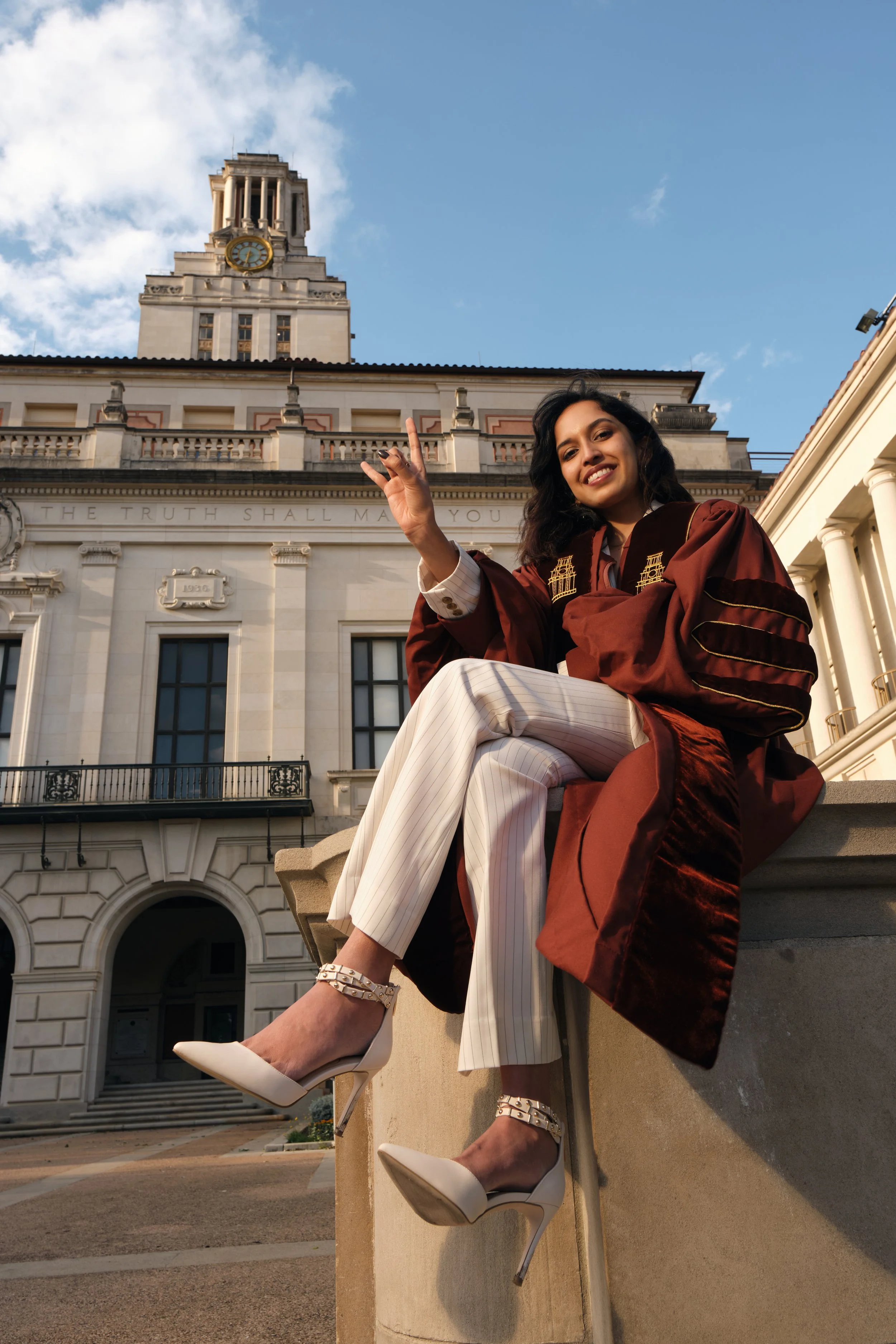 My signature golden hour wizardry makes the Tower glow like liquid amber in your once-in-a-lifetime grad portraits.