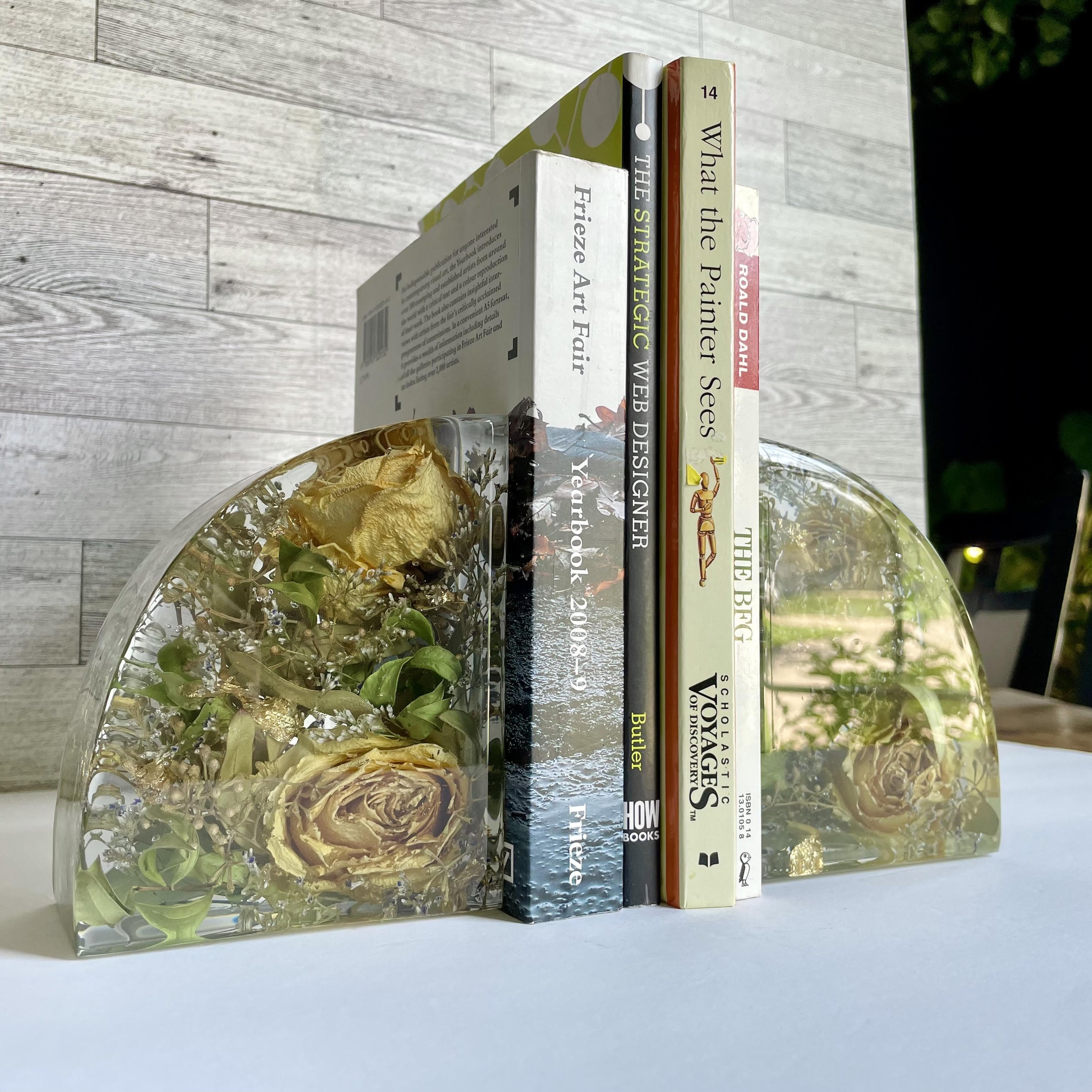 Anniversary Flowers Bookends