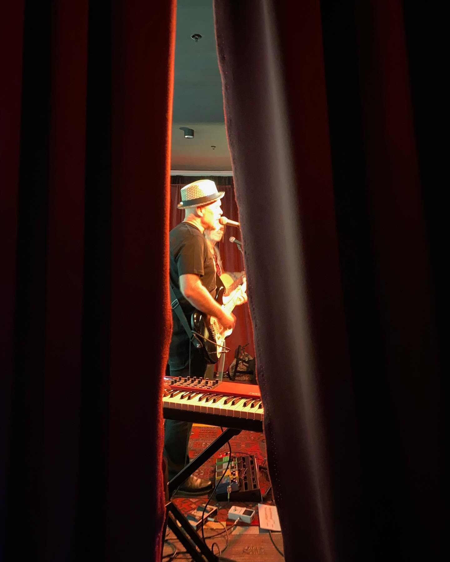 love this photo by @timprince175 taken side-of-stage at @georgelanestkilda thanks for guitar tech&rsquo;ing Tim and everyone who came making this such a special return to Melbourne playing for me and the band 〽️💛🎵