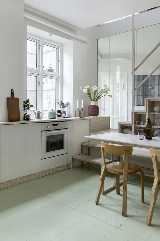 Kitchen 02.jpeg