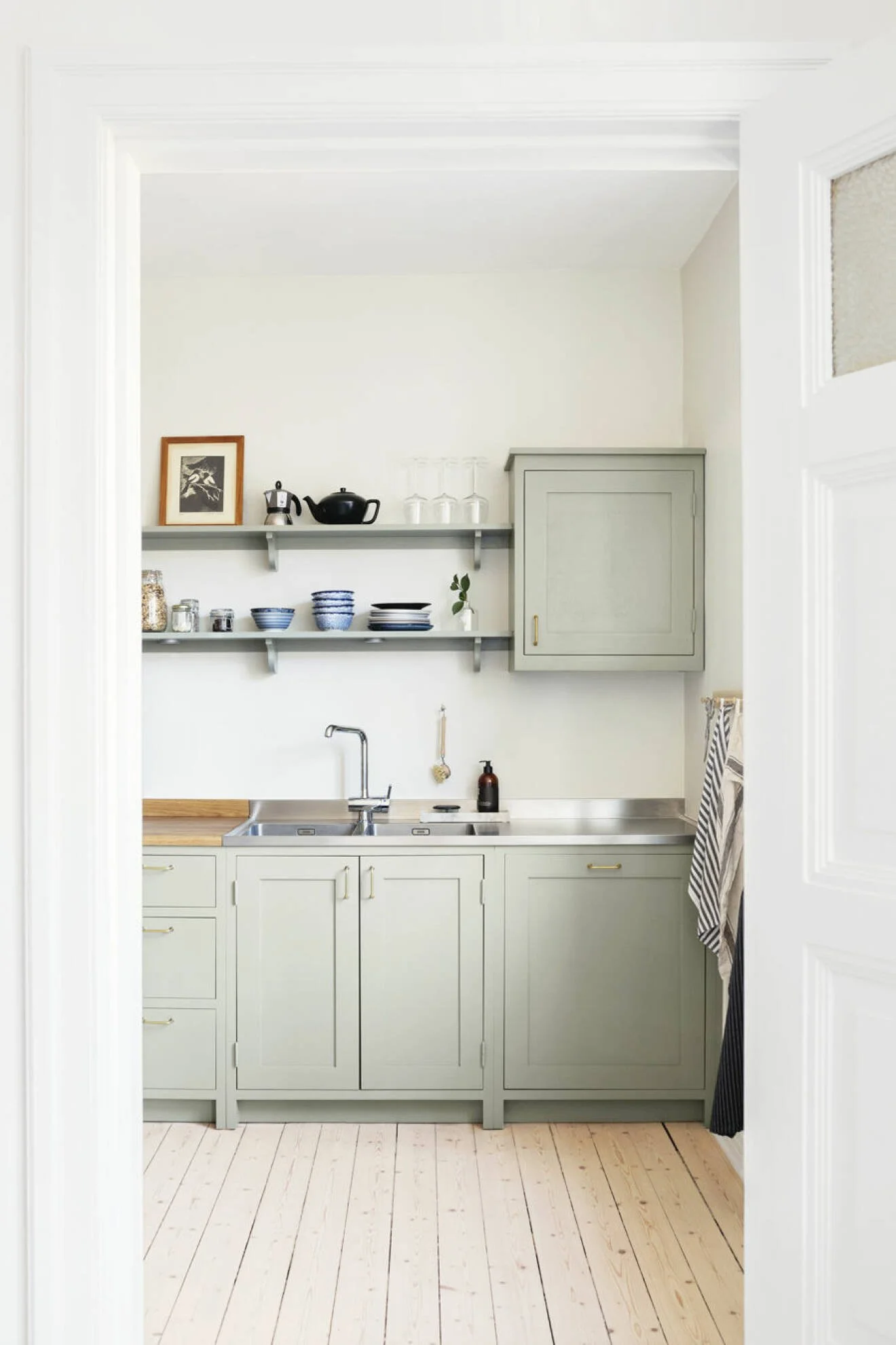 Kitchen 01.jpeg