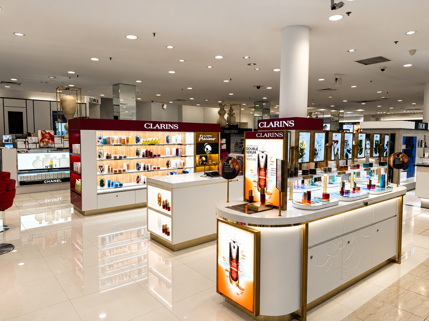 Clarins skincare boutique in balanced light-3.png