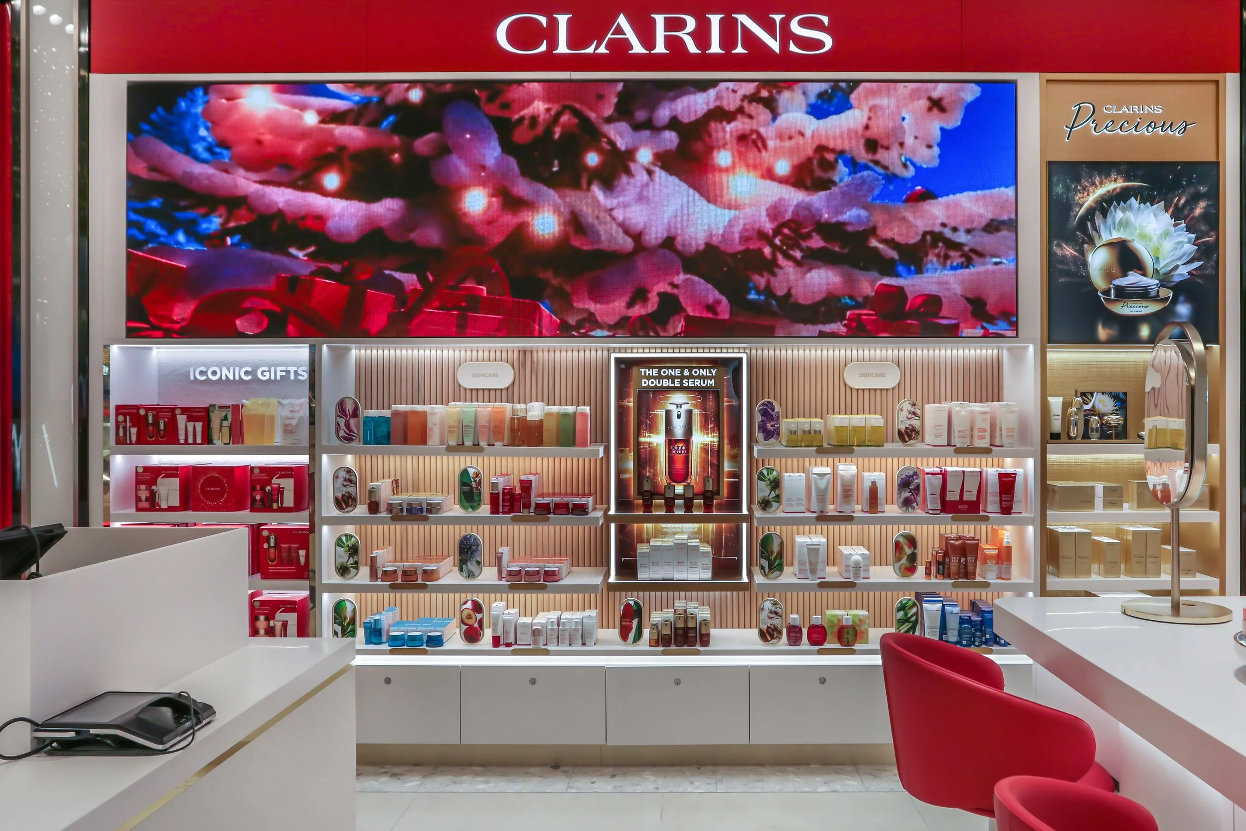 Clarins-Macys-Herald-Sqr-CS3_007.jpg