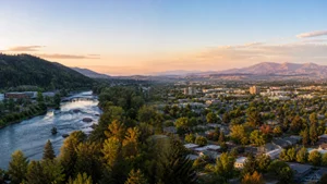 Grants Pass vs. Medford: Where Should You Buy a Home in Southern Oregon?