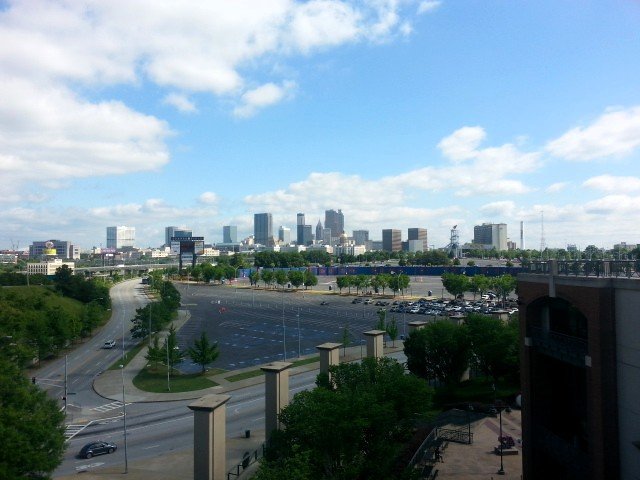 ATL OLD FULTON COUNTY STADIUM ATLANTA SKYLINE.jpg