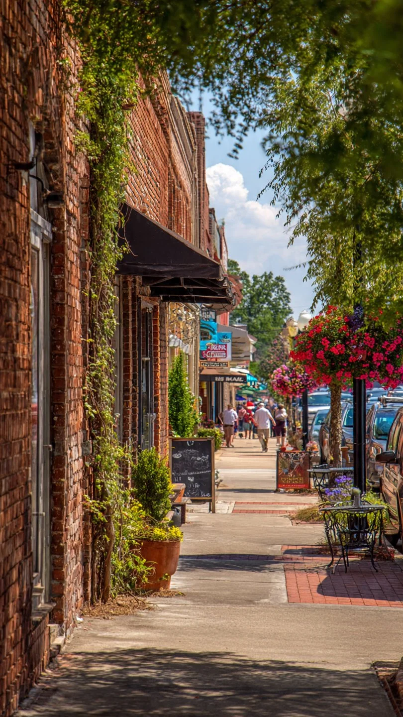 a-vibrant-street-scene-in-historic-downtown-gadsde.jpeg