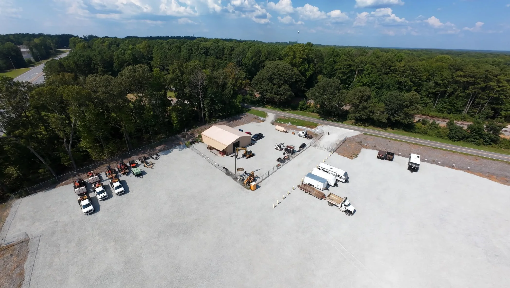 grey_gravel_parking_lot.jpg