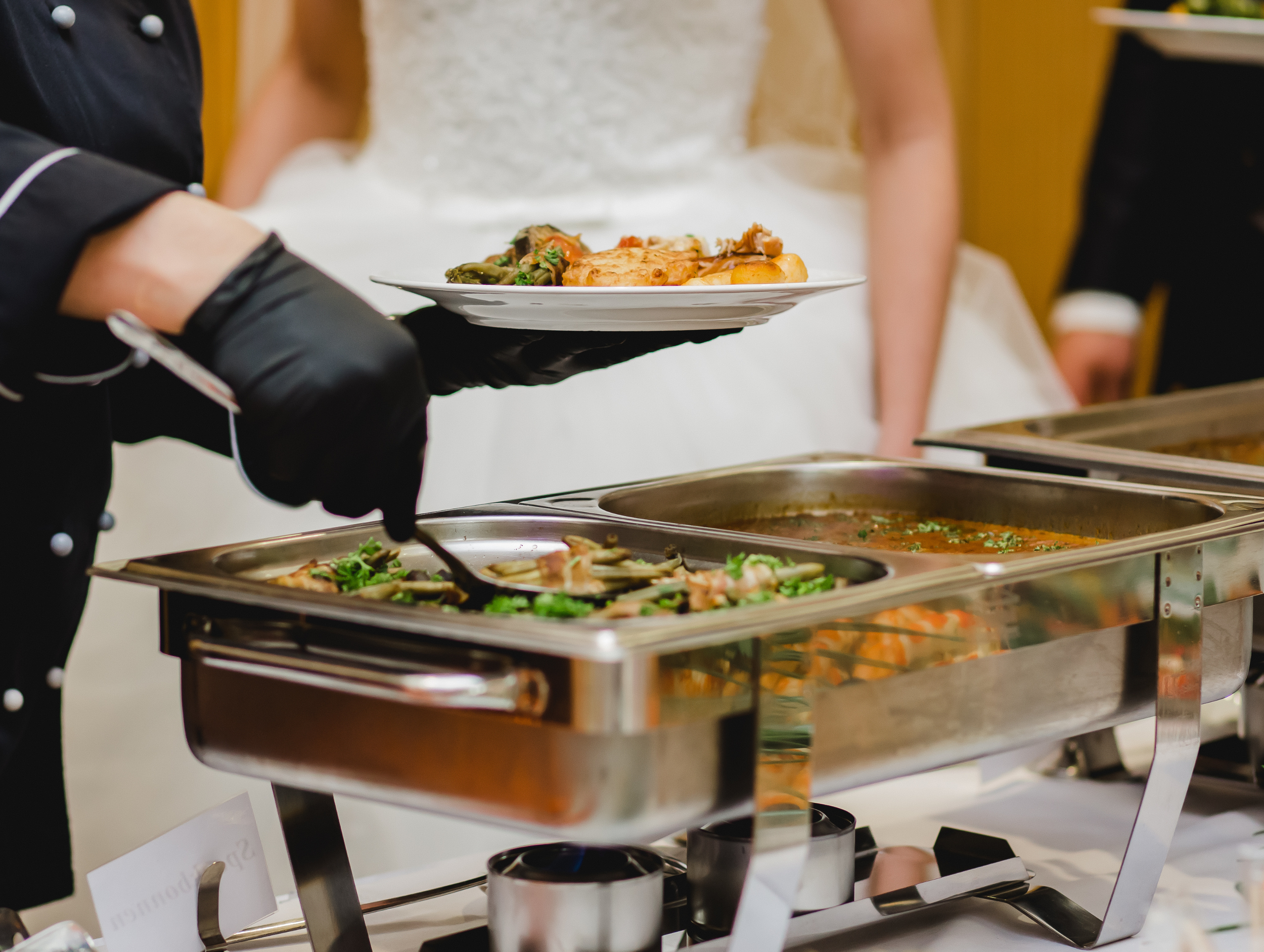 Questions You Need to Ask Before Hiring a Wedding Caterer in Kansas City