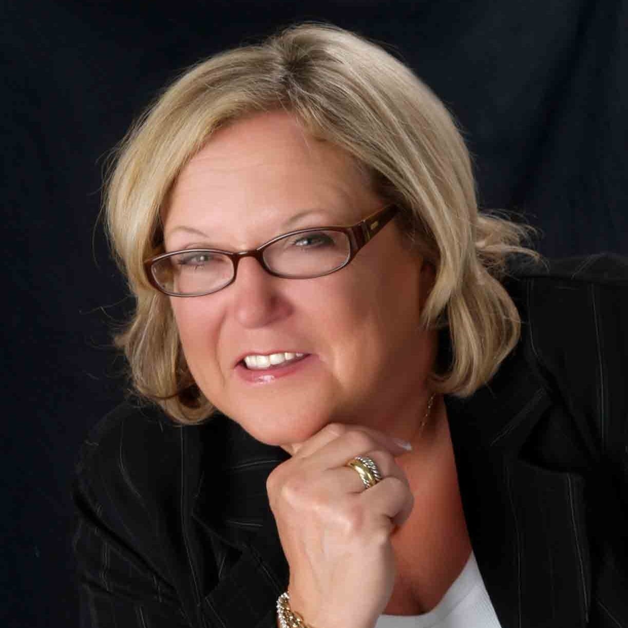 Lynn G Caldwell