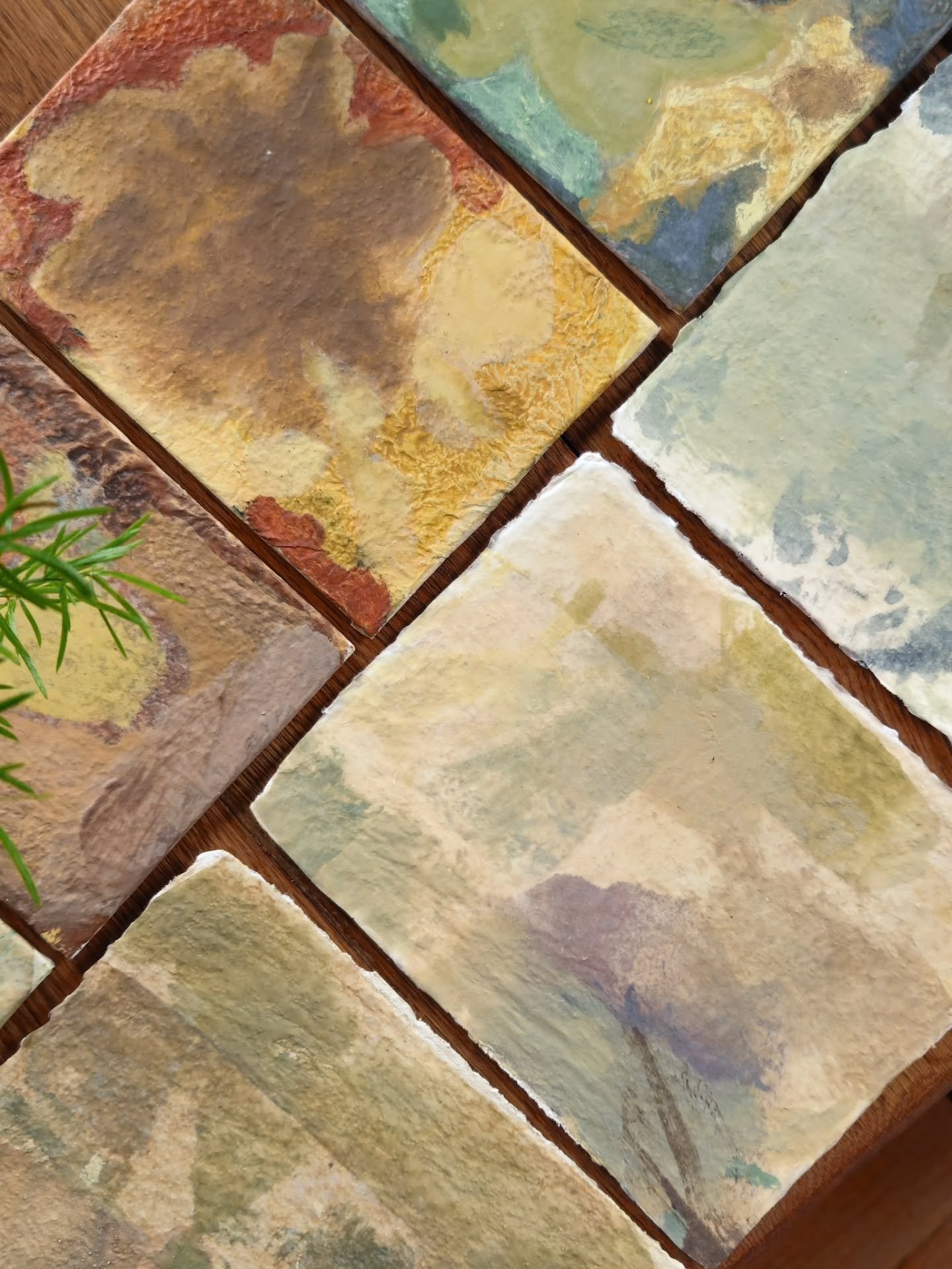 🤩🤩🤩 a peek at some pieces that will be available for a small holiday release. These will be available on December 5th and will come matted and ready to pop into a standard frame. So obsessed with the floral aesthetic and layered details. What a pe