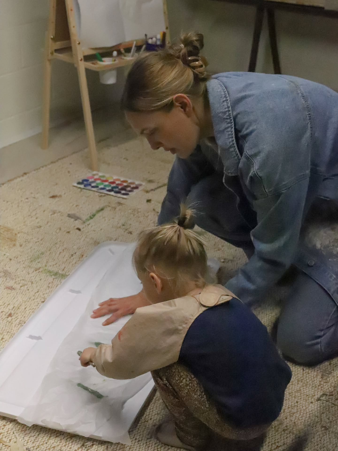 Hi, friends! It's been a minute since my last IG post. I've been procrastinating to be honest 😅 Everyone seems to have some wisdom and inspiring words around the new year we're stepping into. I'm over here (hopefully) crawling out of a sleep regress