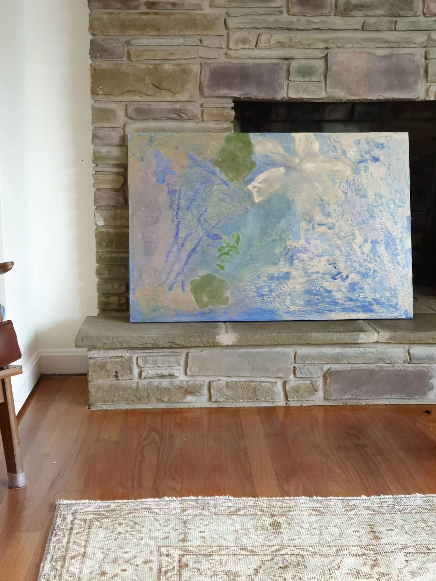 Work in progress 24x36" 💙
Dreaming of warm days. There's a park near my house that's filled with beautiful flowers and I remember these vibrant perwinkle stems stopping me in my tracks. How gorgeous? Since then, I have been longing to create a 