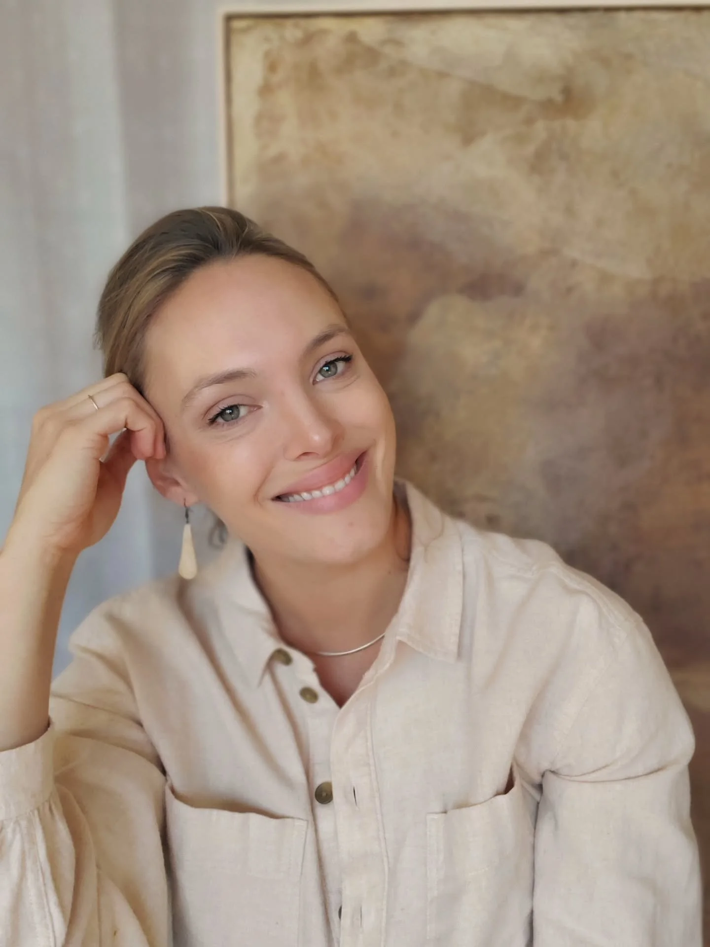 Moving forward, I will be sharing a weekly update here on IG. Likely every Sunday, with photos from the week- studio, paintings, and inspiration. If you use Instagram for your business I'm sure you can relate to the pressure we feel to be constantly 