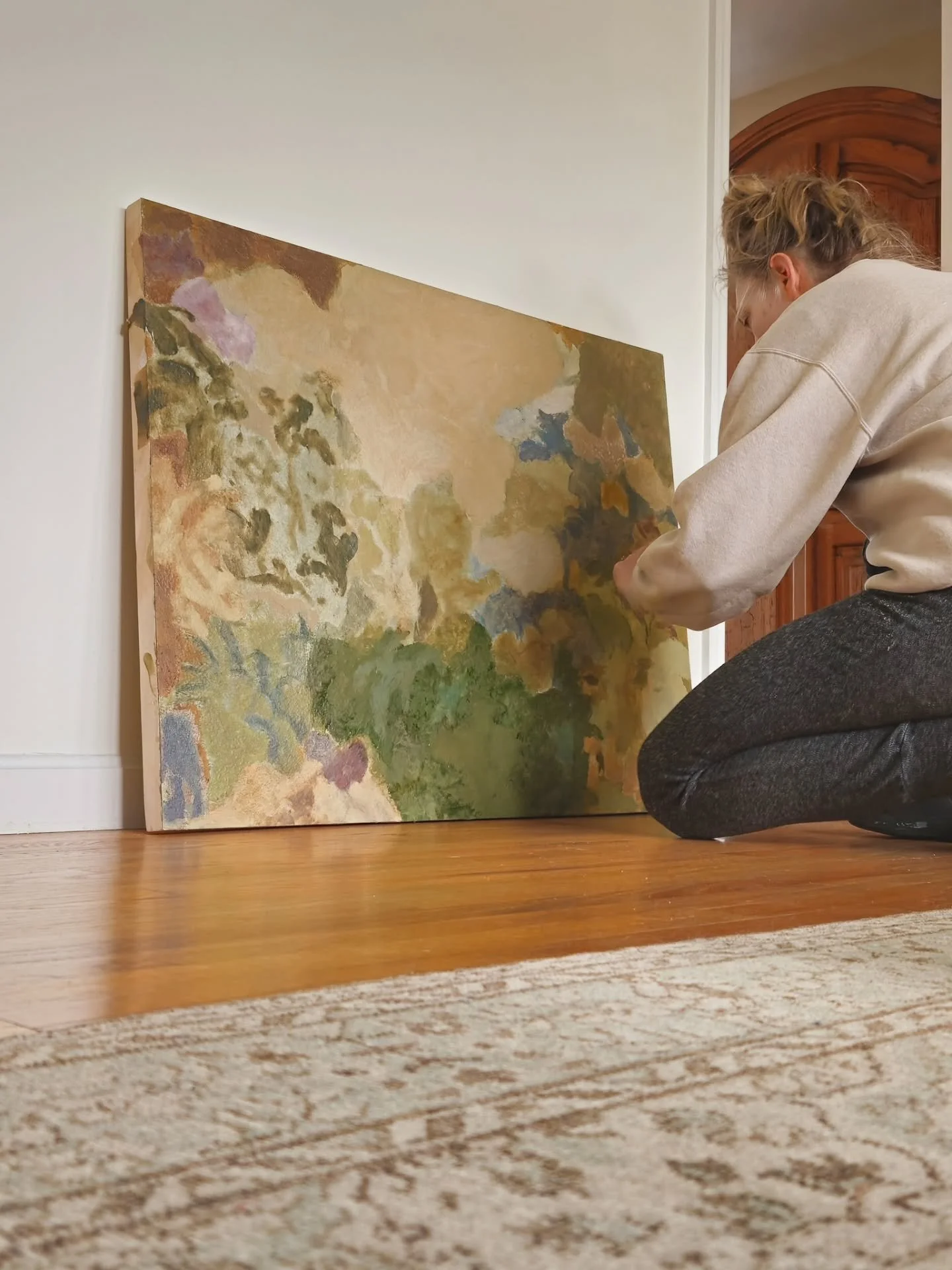 Weekly update! Put finishing touches on a couple of paintings this week. These pieces will be part of a mini collection heading to @fourhandsfurniture to be made into fine art prints 🤩 the originals will be for sale. Loveee the details in this piece