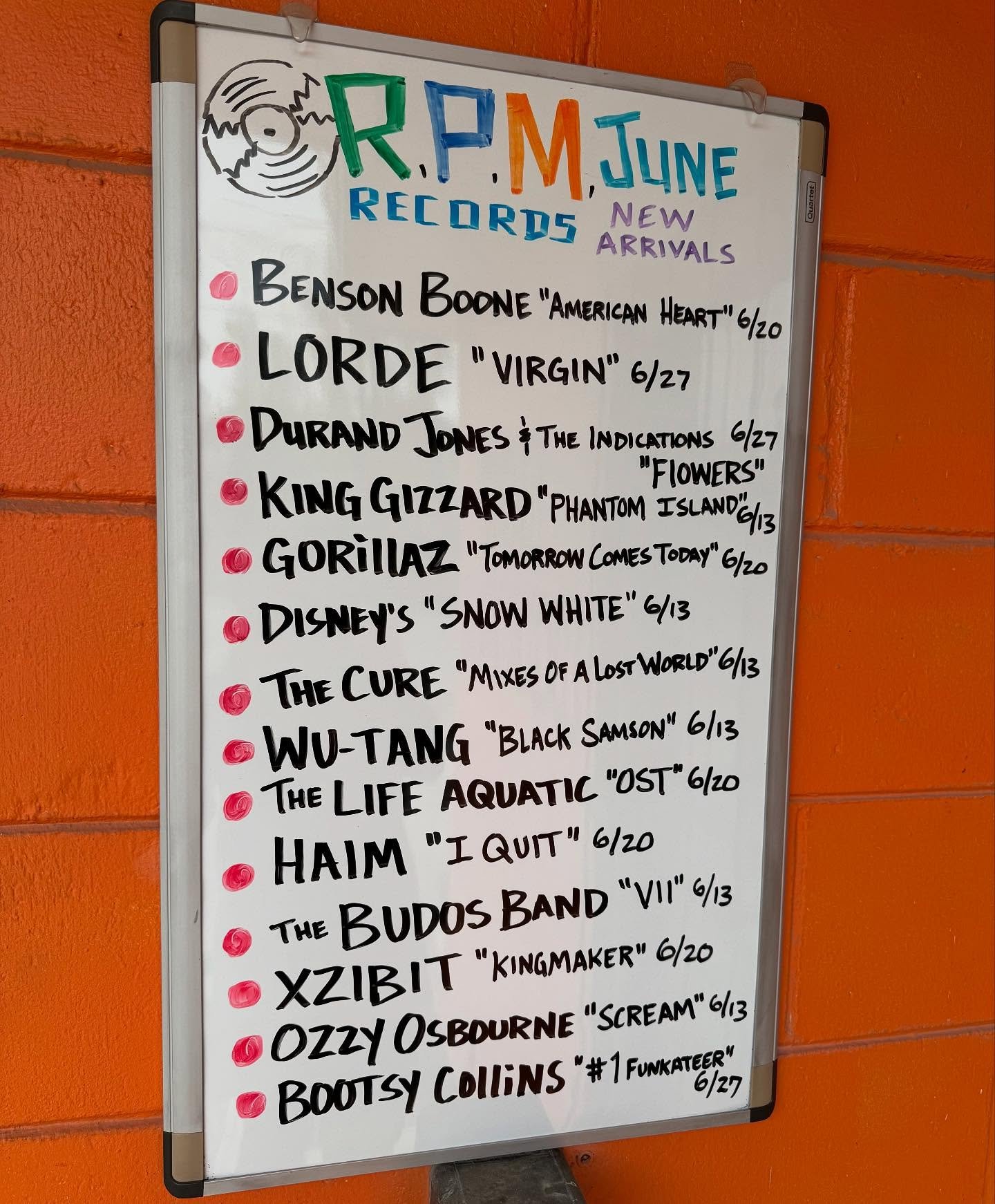 Lot&rsquo;s of Cool stuff Coming Soon.. 👀
for the month of Junes New Releases! 

#june #newreleasese #comingsoon #gorillaz #wutang #bensonboone #kinggizzardandthelizardwizard #xzibit #durandjonesandtheindications #lorde #haim #bootsycollins #local #