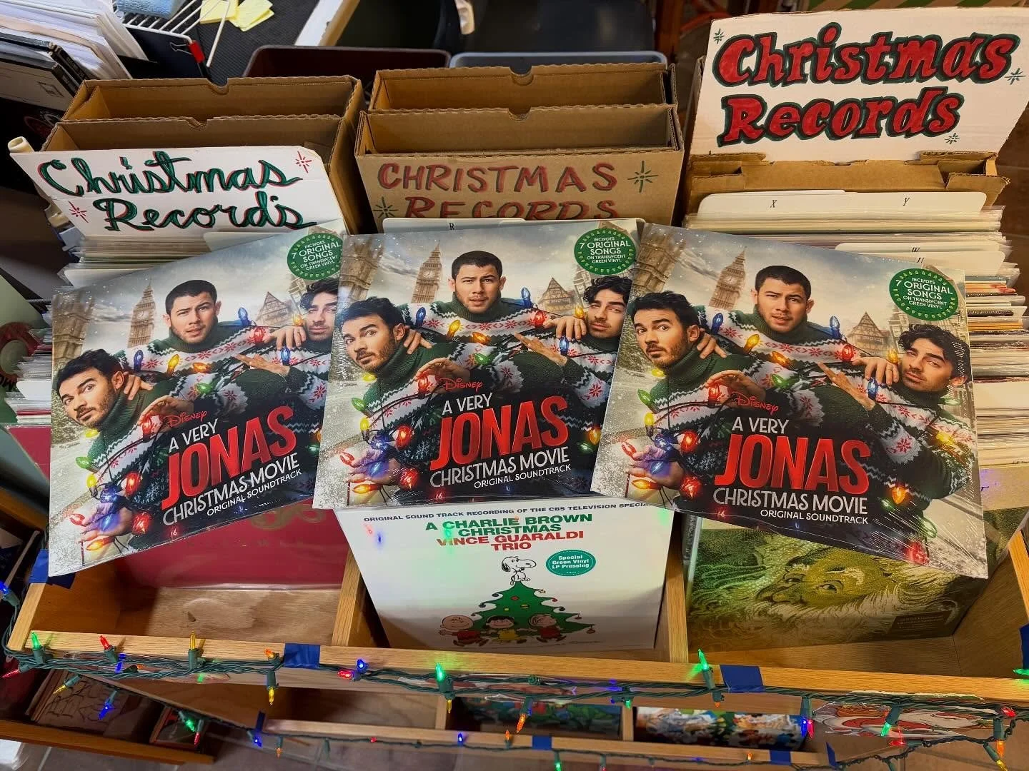 Tis the Season!
We officially have our Christmas Records out &amp; available now.

Open 7 Days a Week.

#seasonsgreetings #christmasrecords #holidays #holidayshopping #smallbuisness #shoplocal #traversecity #michigan #local #recordstore #rpmrecords