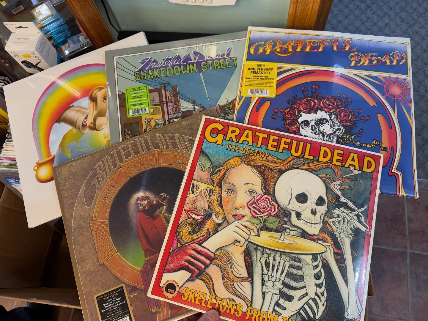 Big Restock &amp; New Records going out today!
 
Open 7 Days a Week!

#newarrivals #newrecords #newrelease #restock #recordsforsale