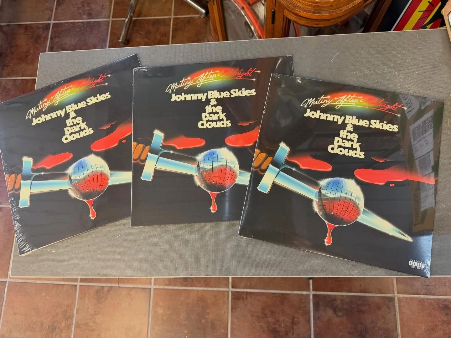 Lot&rsquo;s of New Releases available this weekend! 🚨 
Grab your winter storm essentials at RPM today!

&bull;Winter Hours&bull;
Mon. Closed
Tue-Sat. 11-6
Sun. 11-4

#newrecords #vinyl #newmusic #friday #traversecity