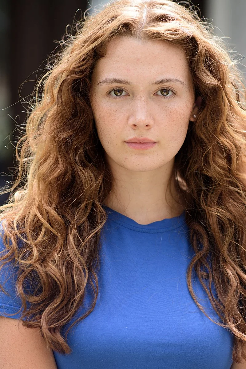 What is the best background for a headshot?