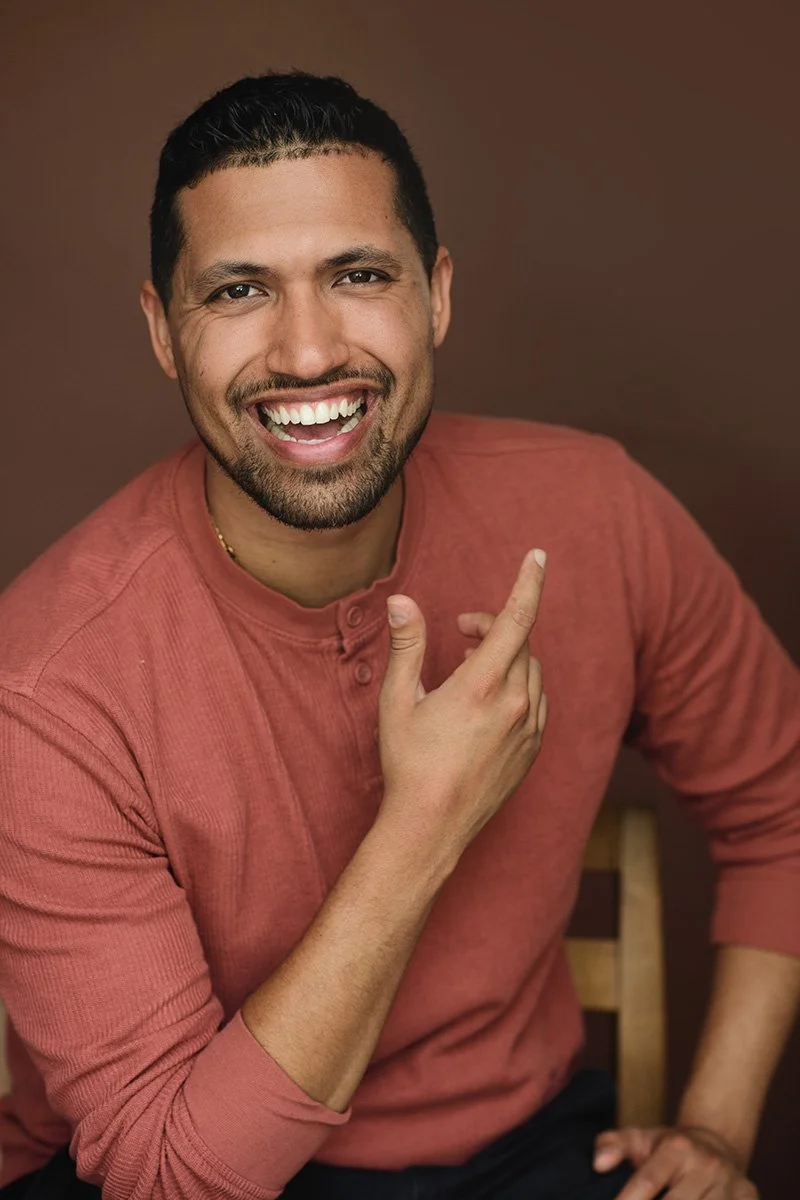 Do I need to print my acting headshots still?