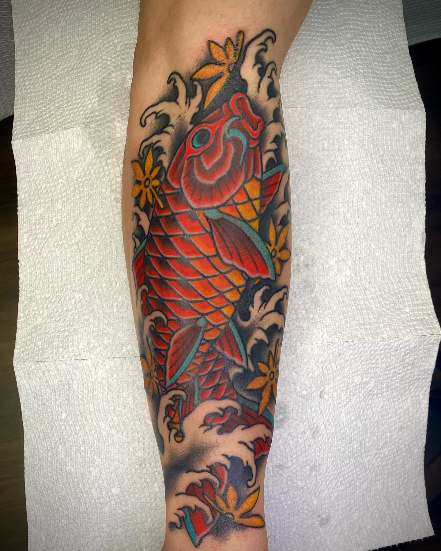 Koi fish I got to finish recently! Black is healed color is fresh! Thanks Brian! 

#redlettertattoo #redlettertattooloveland #mikehorman #mikehormantattoo #tattoos #tattoo #loveland #lovelandcolorado #lovelandtattoo #lovelandtattoos #lovelandtattooar