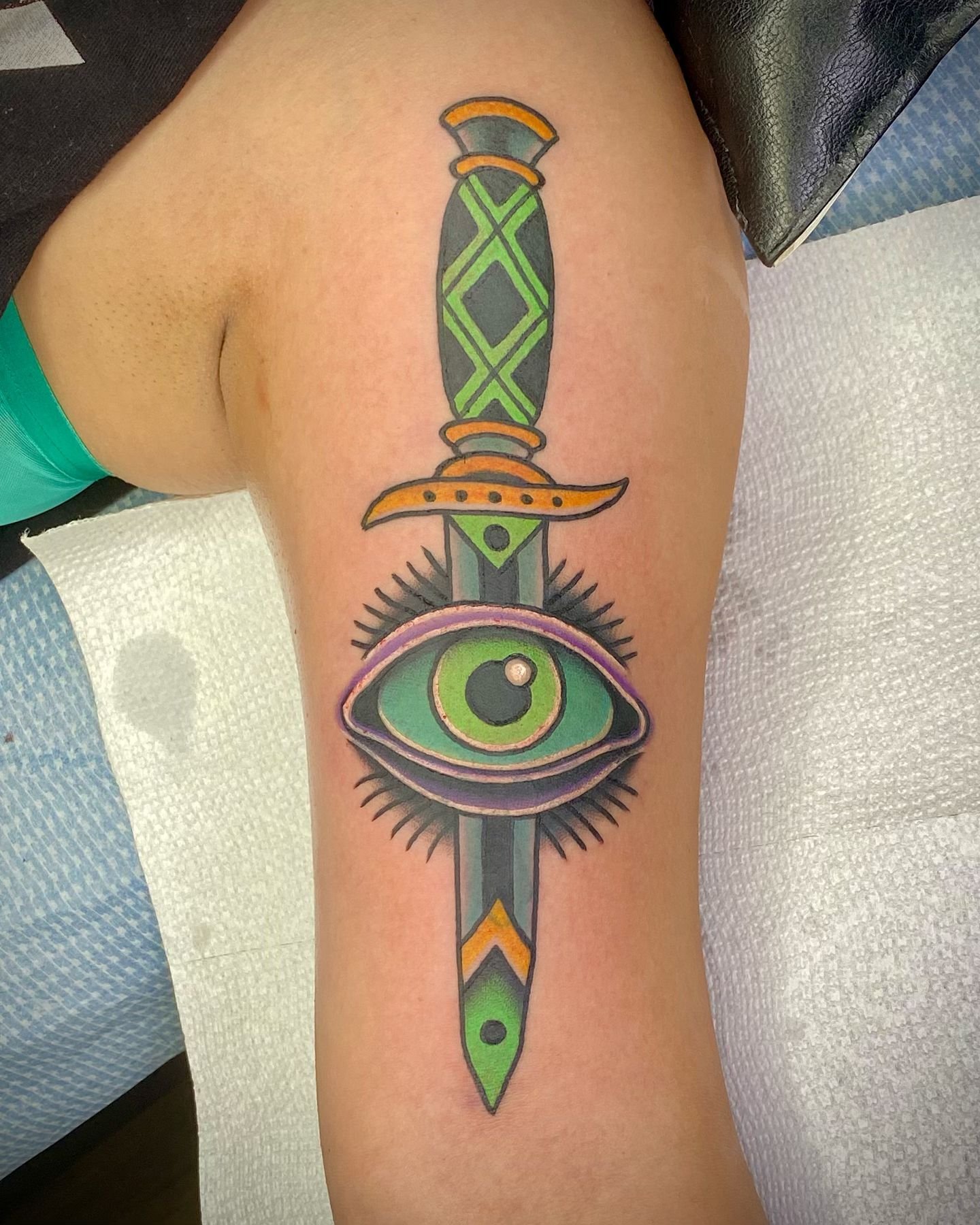 Cover up I got to do recently! Thanks Koda! Swipe to see what it used to look like! 

#tattoo #tattoos #redlettertattoo #redlettertattooloveland #mikehorman #mikehormantattoo #loveland #lovelandcolorado #lovelandtattoo #lovelandtattoartist #fortcolli
