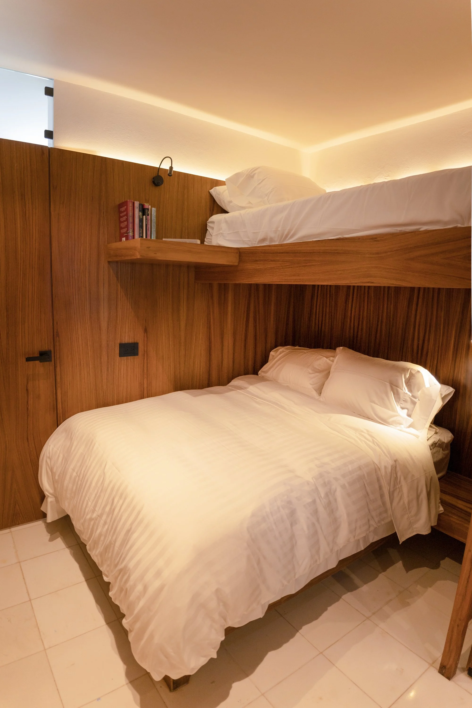 DSC01716sesion en la playa.JPG