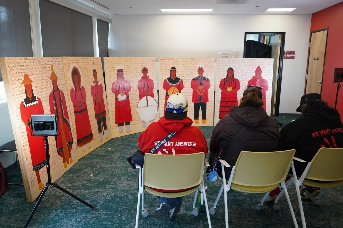 Thank you to everyone that has joined Data for Indigenous Justice and DIJ Felllow Dustin Newman / @dn.unignax in uplifting our relatives who are missing or murdered with the MMIP Pane Unveiling &amp; Open House!

The Red Regalia Panel Series sheds li