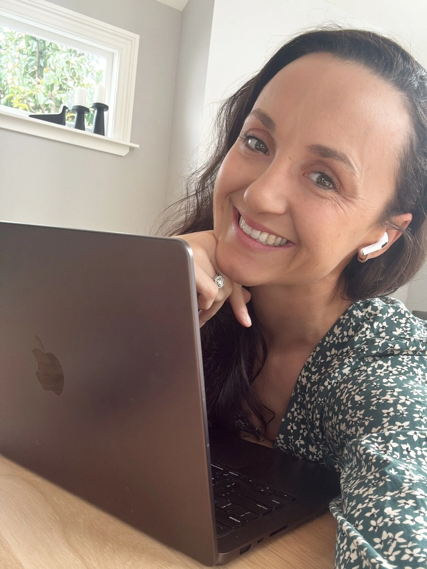 Hey business mamas in the school holidays, I see you.

I have tried so hard to juggle it all these school holidays and to be honest I&rsquo;ve struggled big time. Showing up 100% for your business and your kids in these two weeks isn&rsquo;t just har