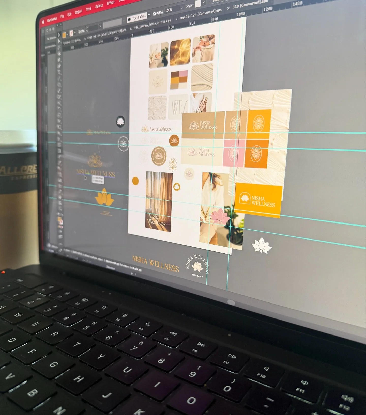 Life lately

1. In my happy place! Deep creative mode for exciting new brands 
2. Finding the perfect iced almond latte 😍
3. I love meeting brilliant business women every single week 
4. Putting pencil back to paper
5. Sometimes the hustle and the j