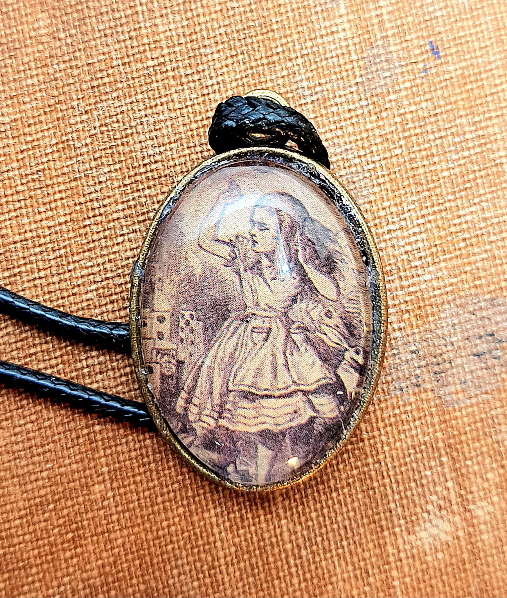 Whoa, Alice Pendant Necklace