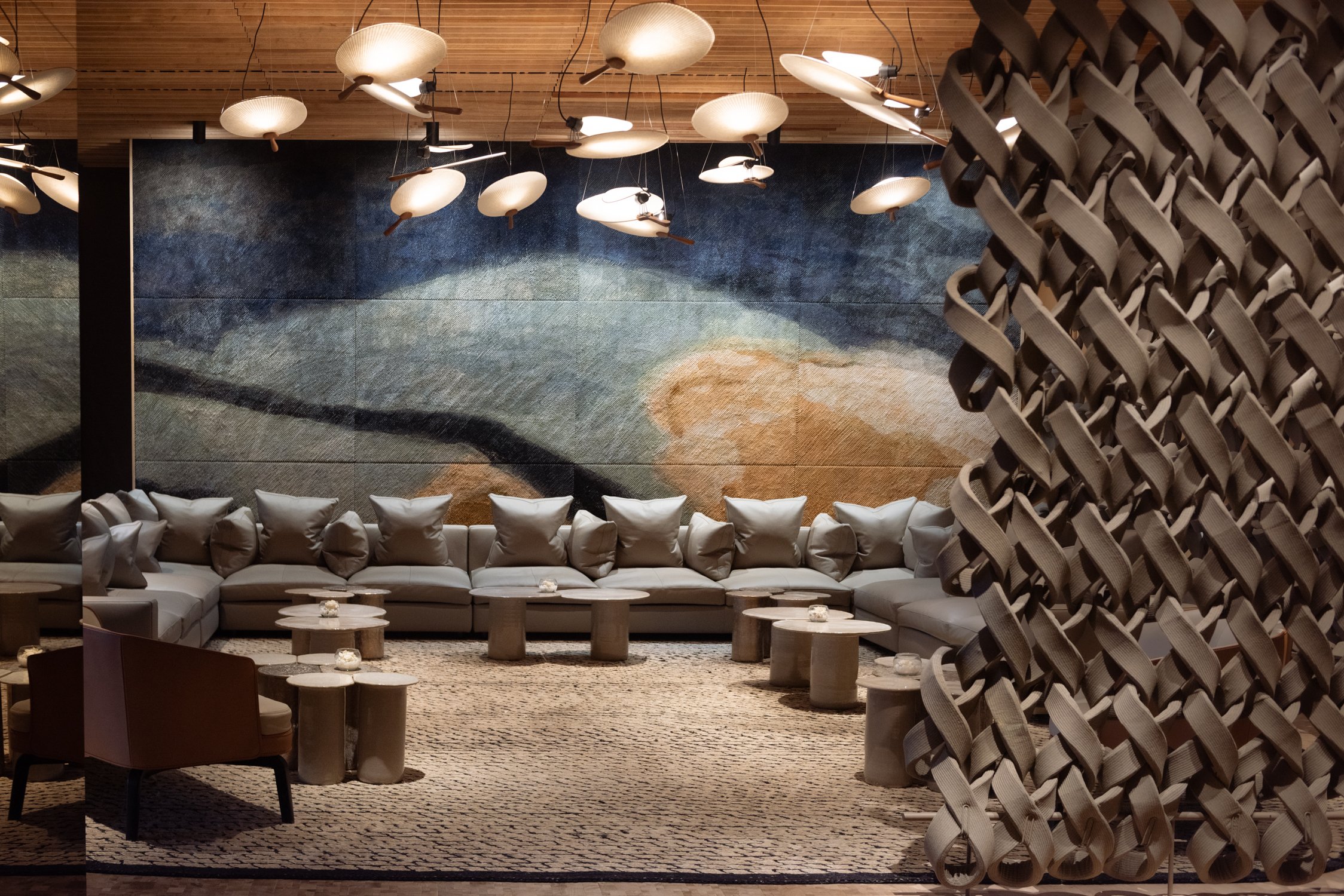 ArchitecturalWallPanels_Bird'sEyeView_TxBudiLimArchitects_Lexus_1 (1).jpg