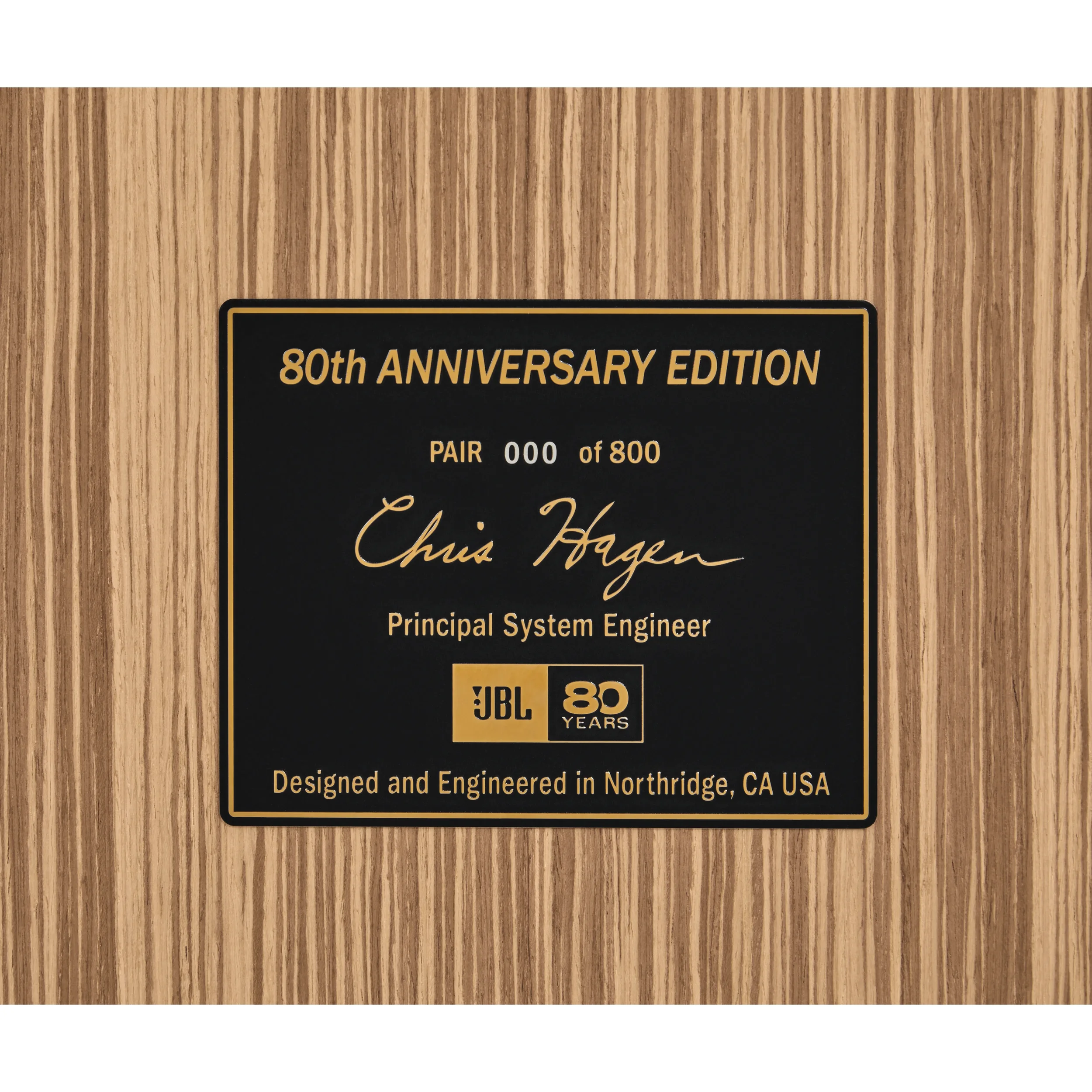 LS_JBL_Speaker_L100-80_Close-up of Certificate Badge.webp