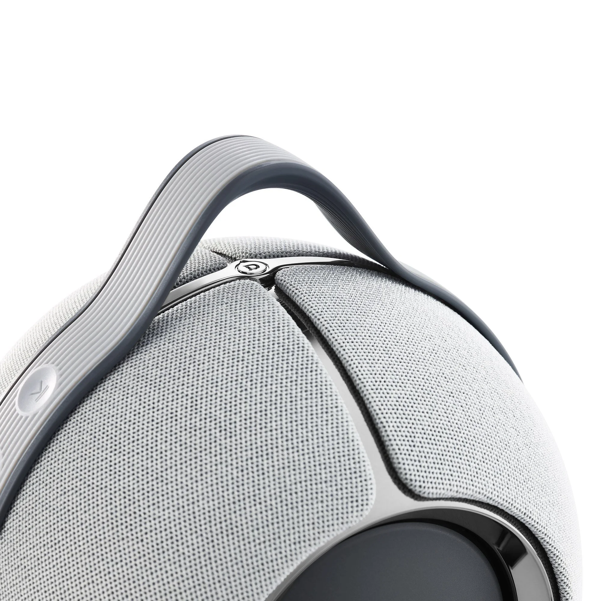 05-detail-handle.jpg