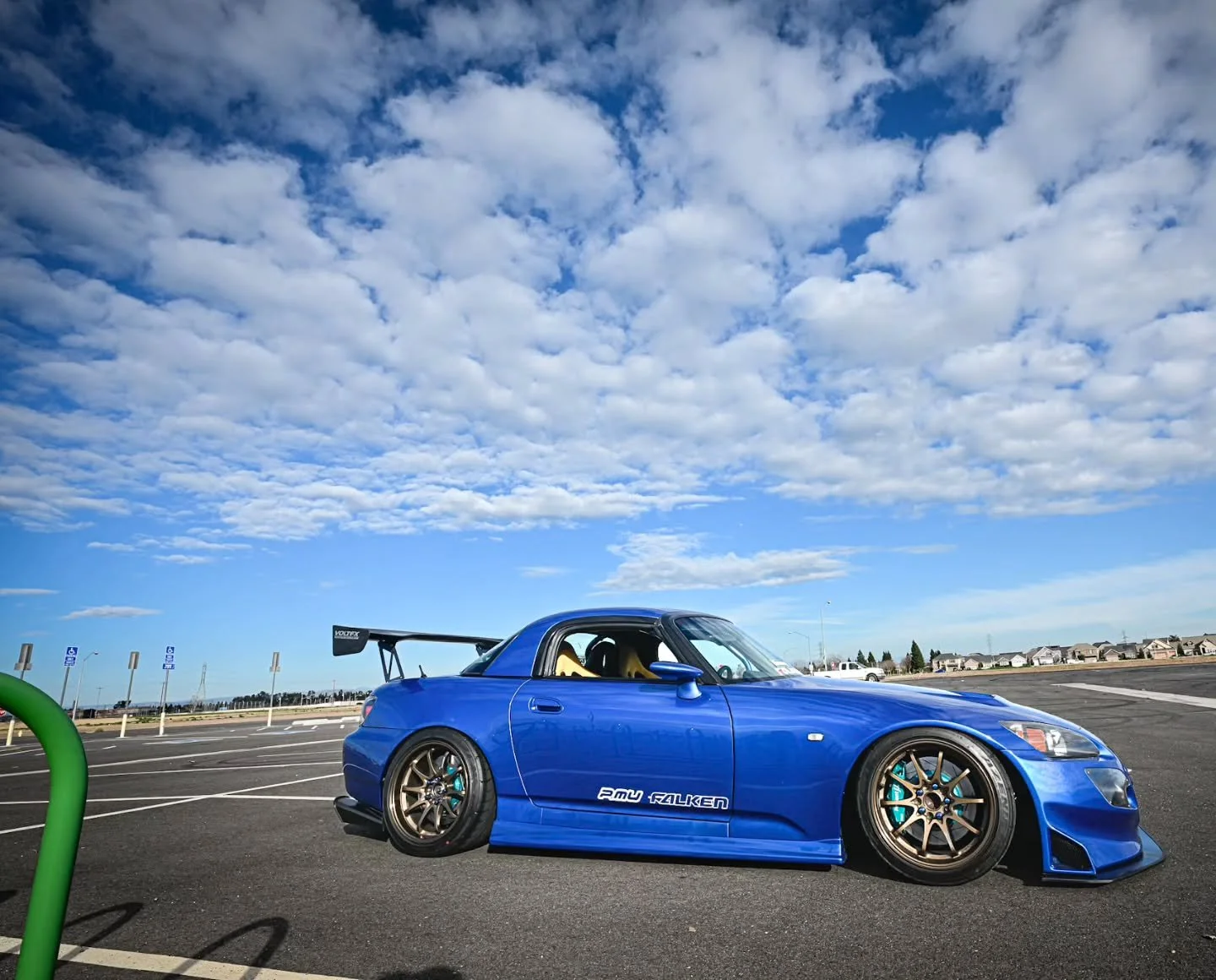 Zaddy!!!

If you're attending the @thehondameet tomorrow, please be sure to check out @vang_eh3 EG!  In representing of @nnovation_ , the fella drove all the way down since yesterday to be a part of the show. 

In other words, anyone attending the @b